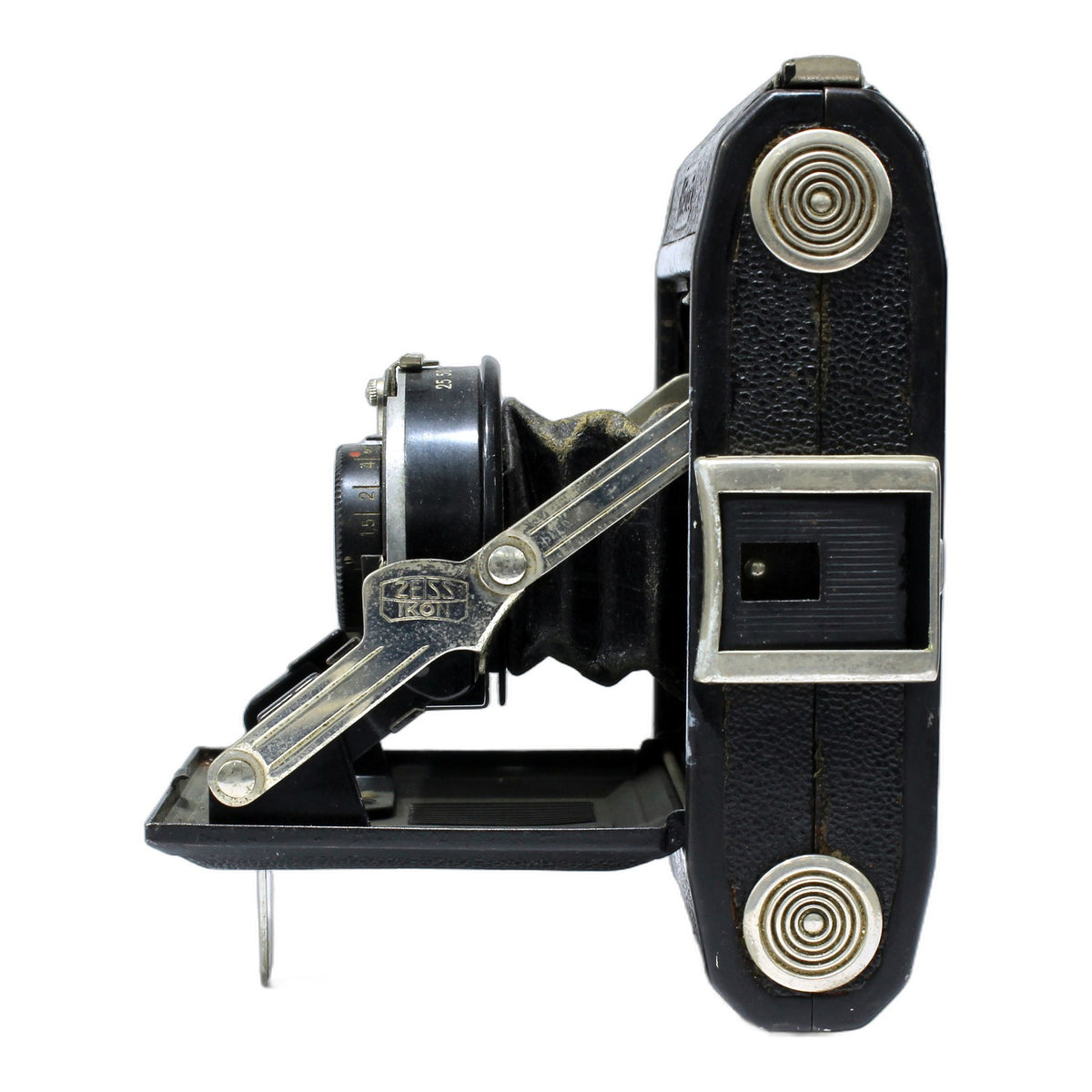 Zeiss Ikon Ikonta 520/18 folding camera with Novar Anastigmat 1:4.5 F=5cm Derval