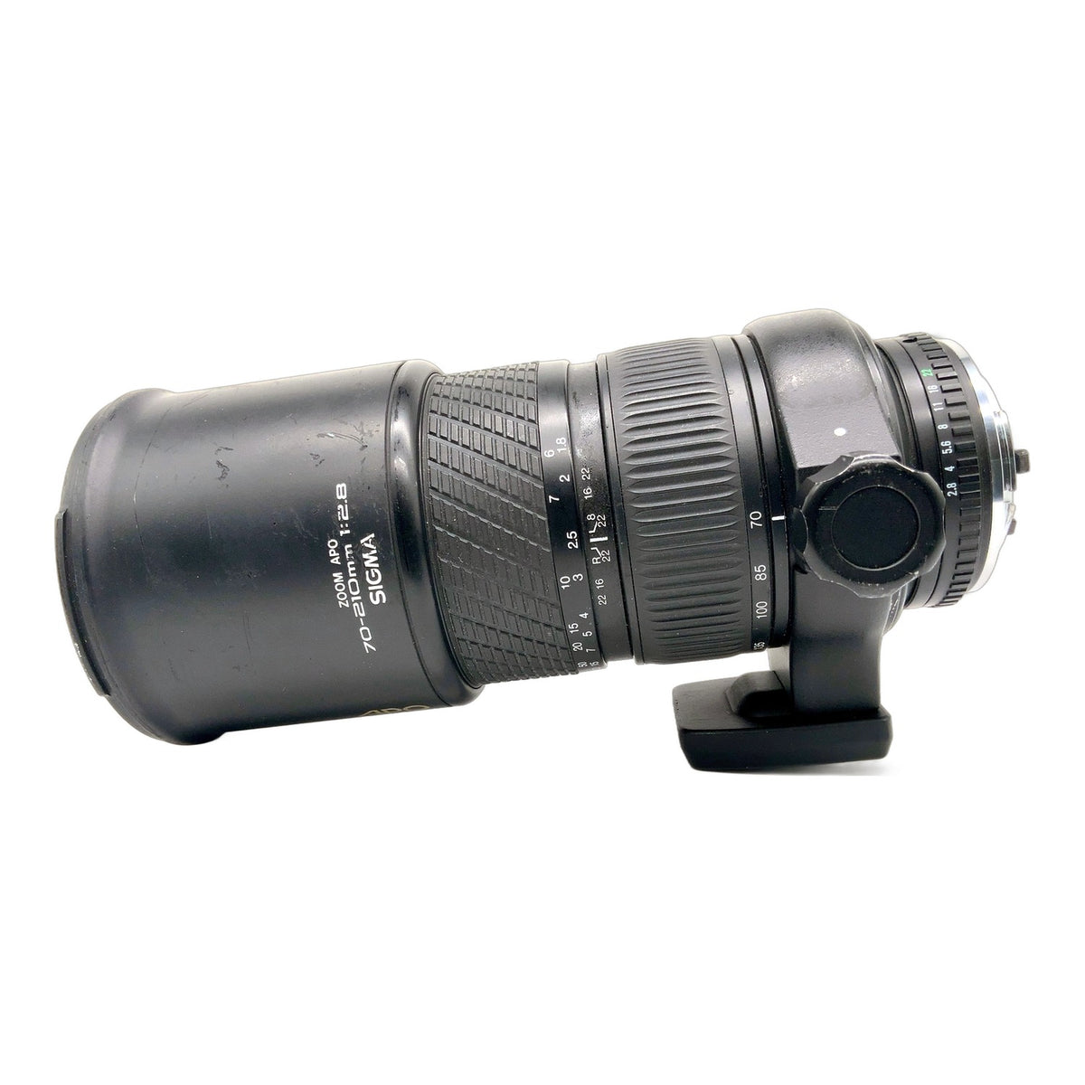 Sigma Zoom APO 70-210mm 1:2.8 Objektiv Zoomobjektiv (Yashica/Contax) Nebel!