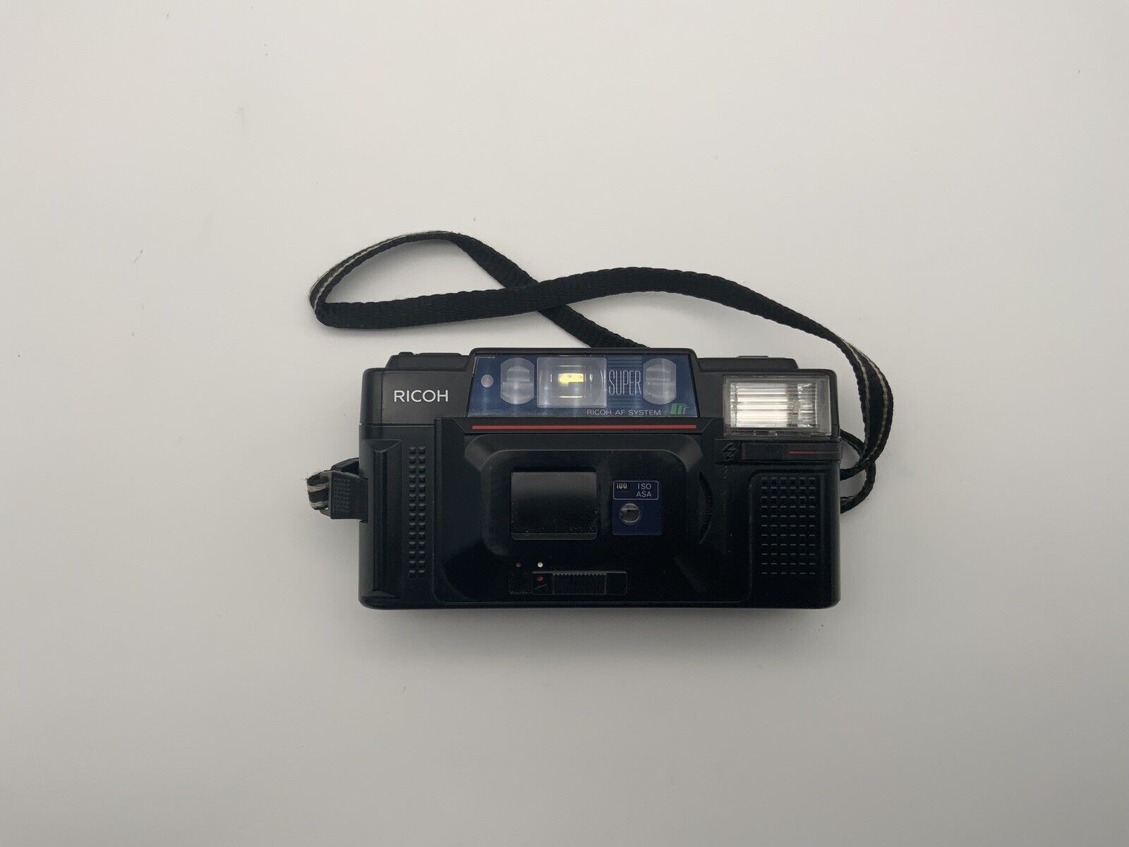 Ricoh FF-3AF Super avec autofocus analogique Rikenon 3,2/35 mm