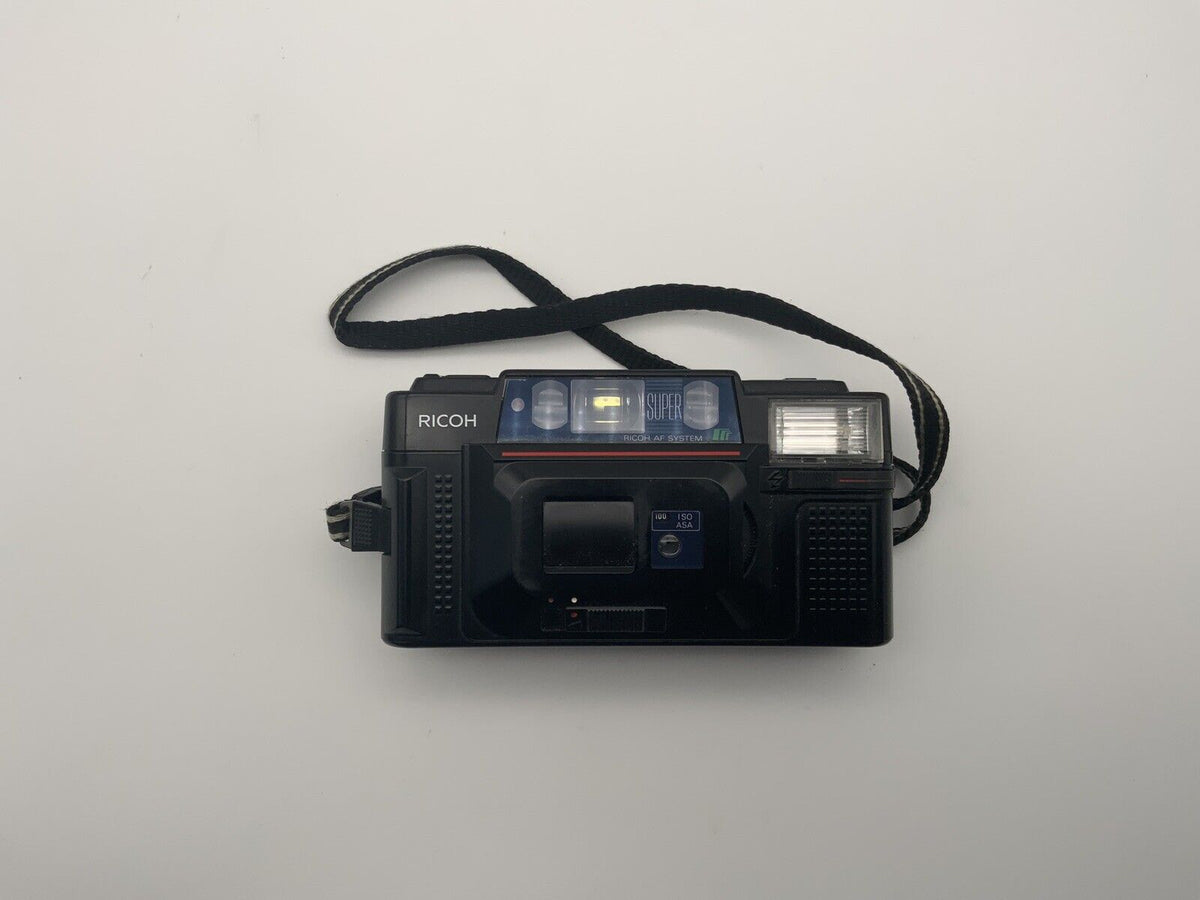 Ricoh FF-3AF Super avec autofocus analogique Rikenon 3,2/35 mm