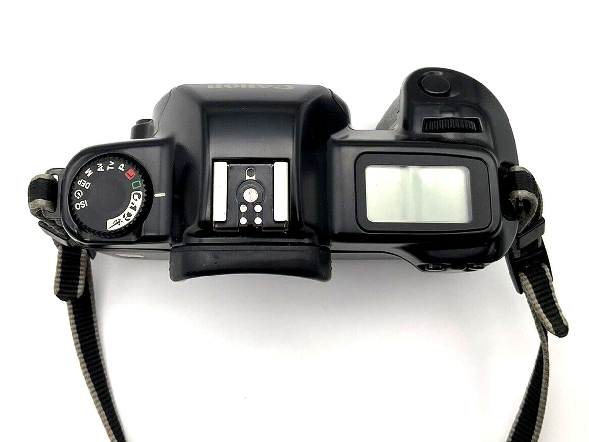 Boîtier d'appareil photo reflex 35 mm Canon EOS 1000, appareil photo analogique, autofocus et manuel.