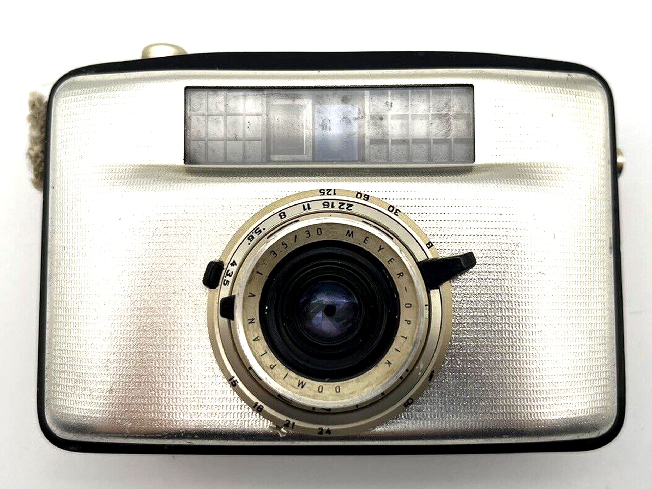Pentacon Penti II Meyer Optik Domiplan 3.5/30, appareil photo compact argentique 35 mm