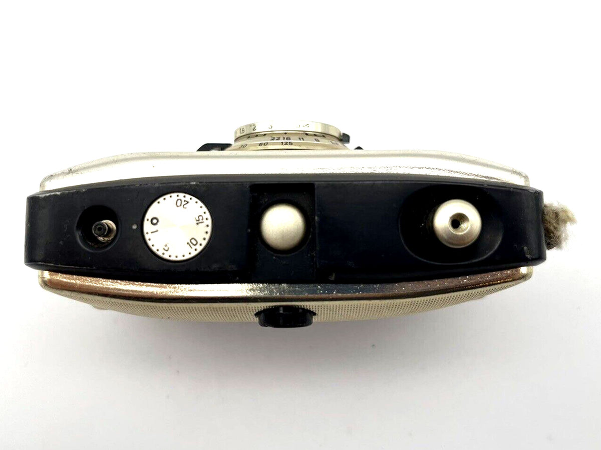 Pentacon Penti II Meyer Optik Domiplan 3.5/30, appareil photo compact argentique 35 mm
