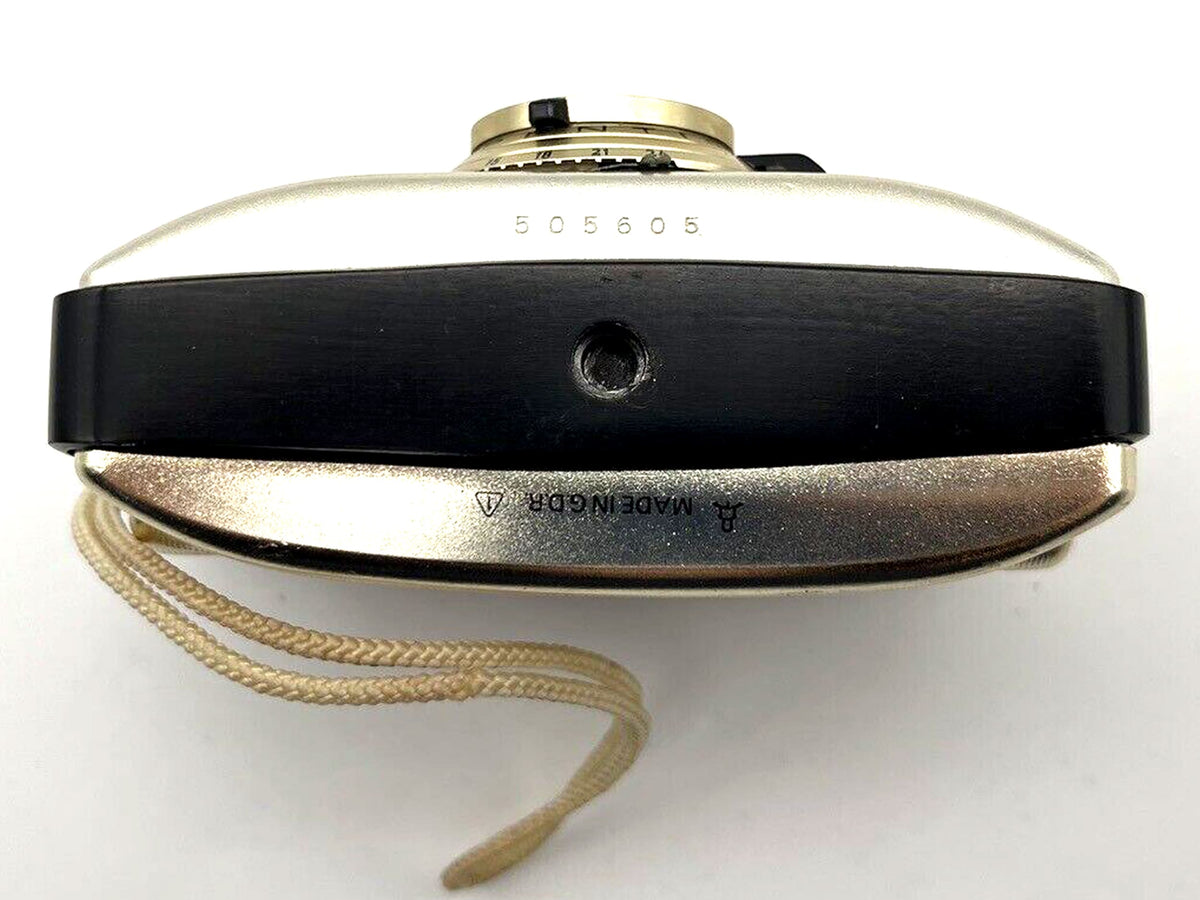 Pentacon Penti II Meyer Optik Domiplan 3.5/30, appareil photo compact argentique 35 mm