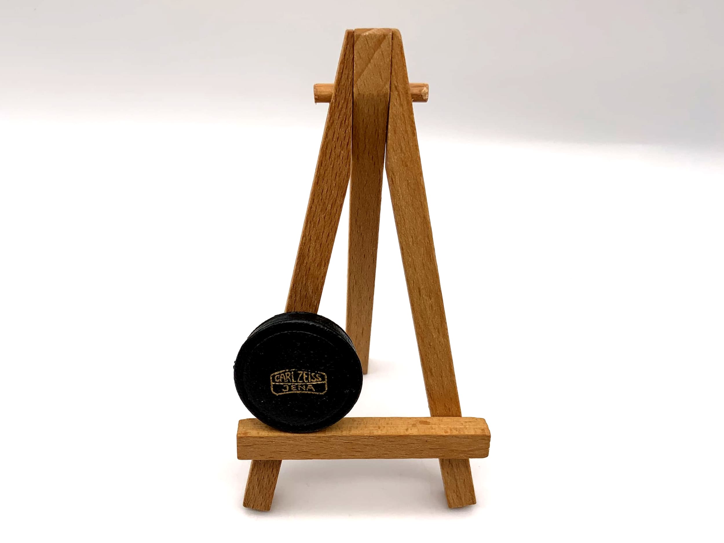 Carl Zeiss Jena 27mm Leather Lens Cap