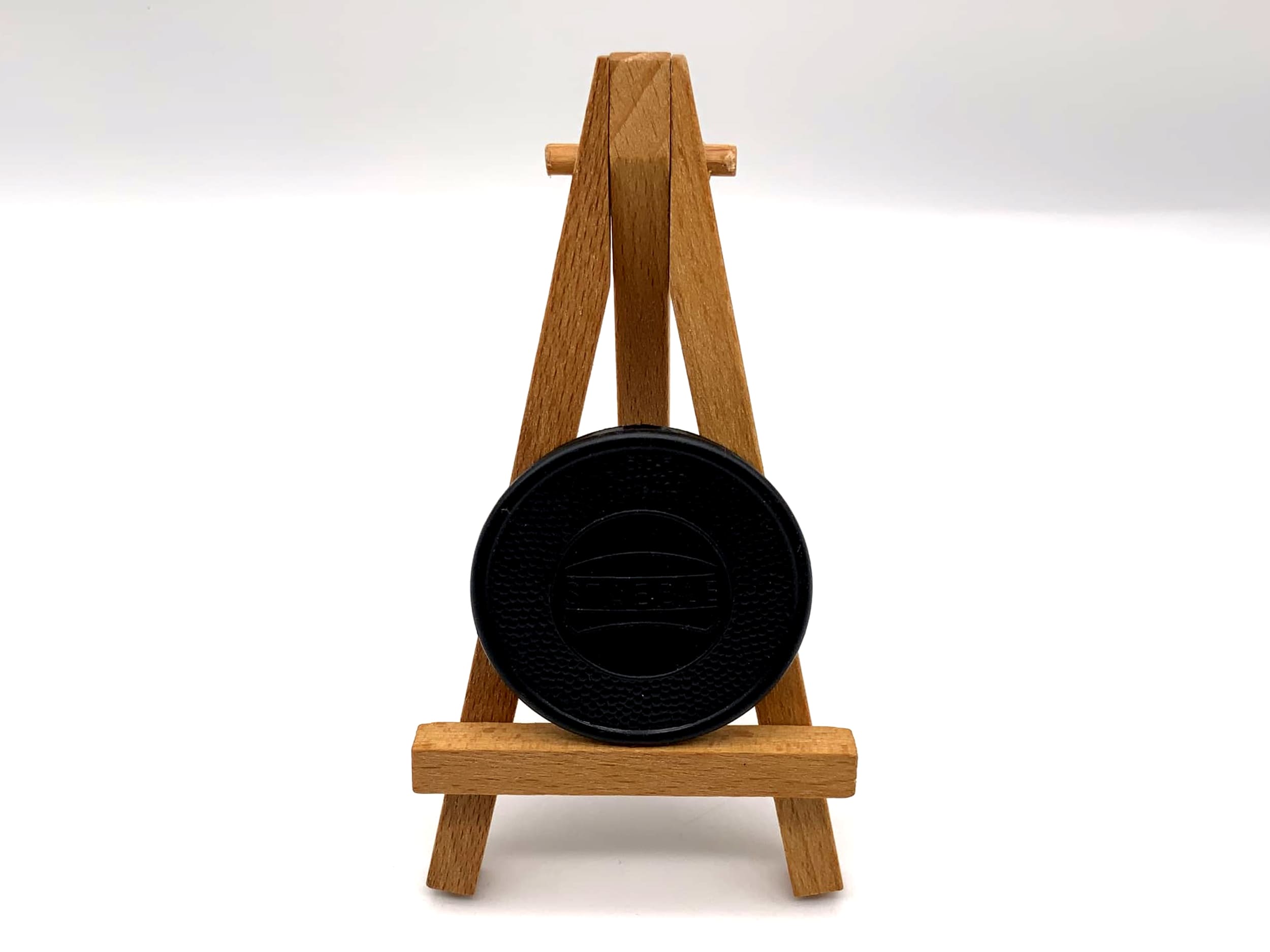 Staeble lens front cap 42mm lens cap