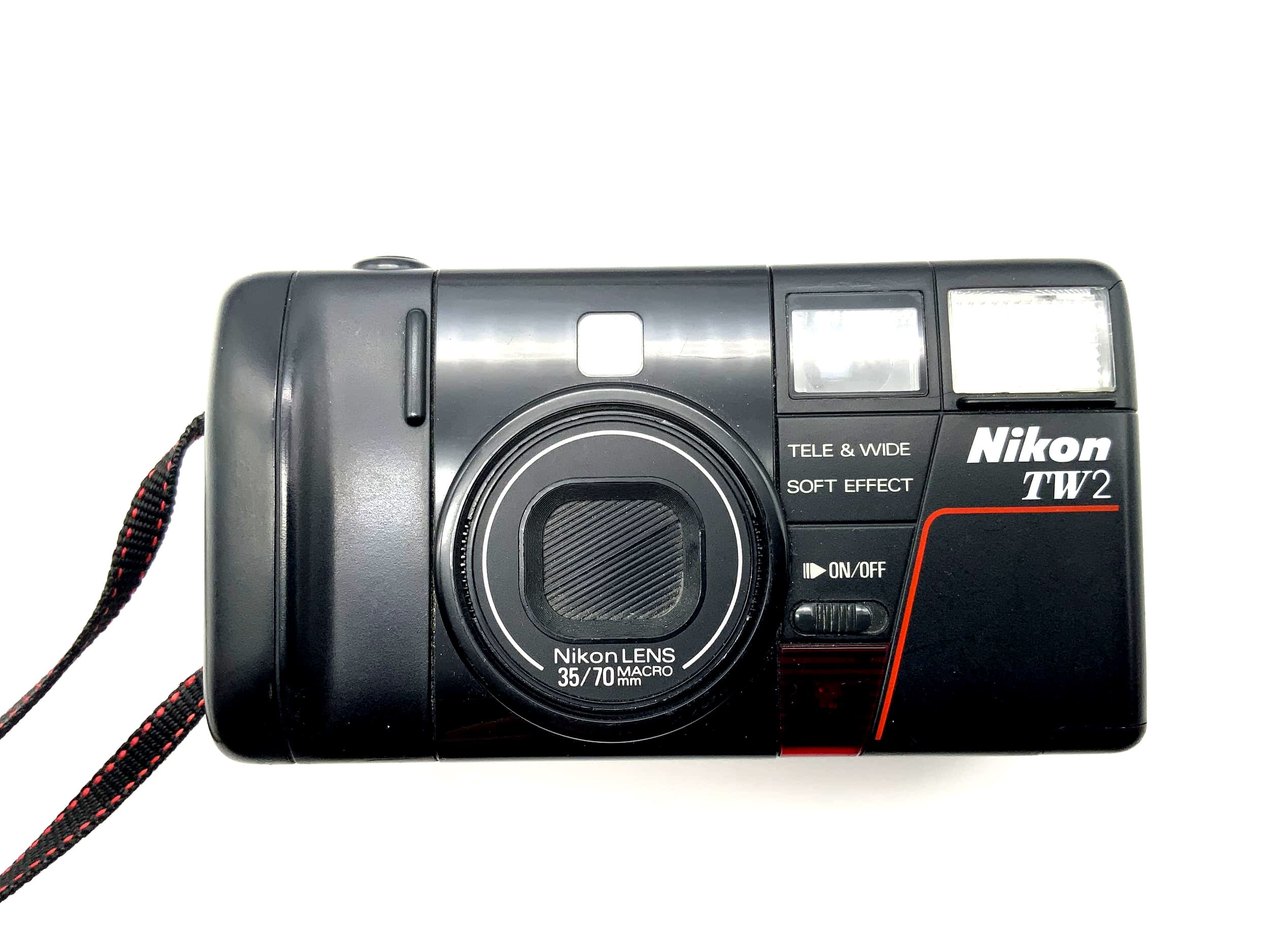 Appareil photo compact Nikon TW 2, format 35 mm