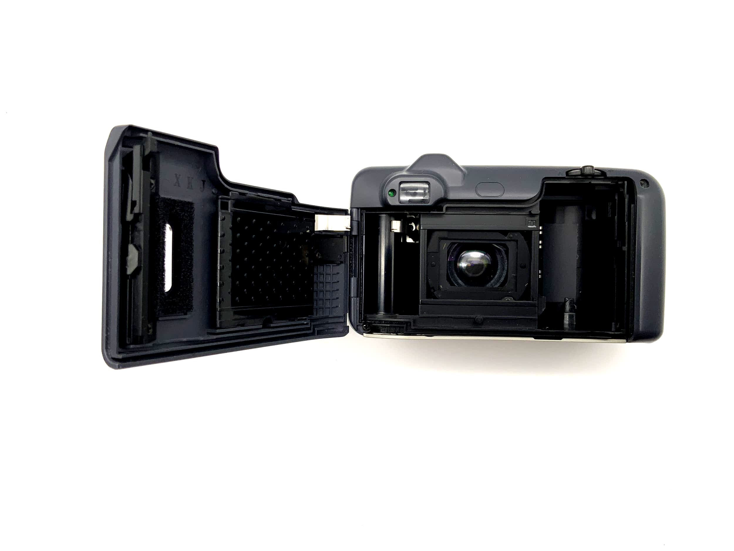 Appareil photo compact Yashica Zoomate 115, format 35 mm