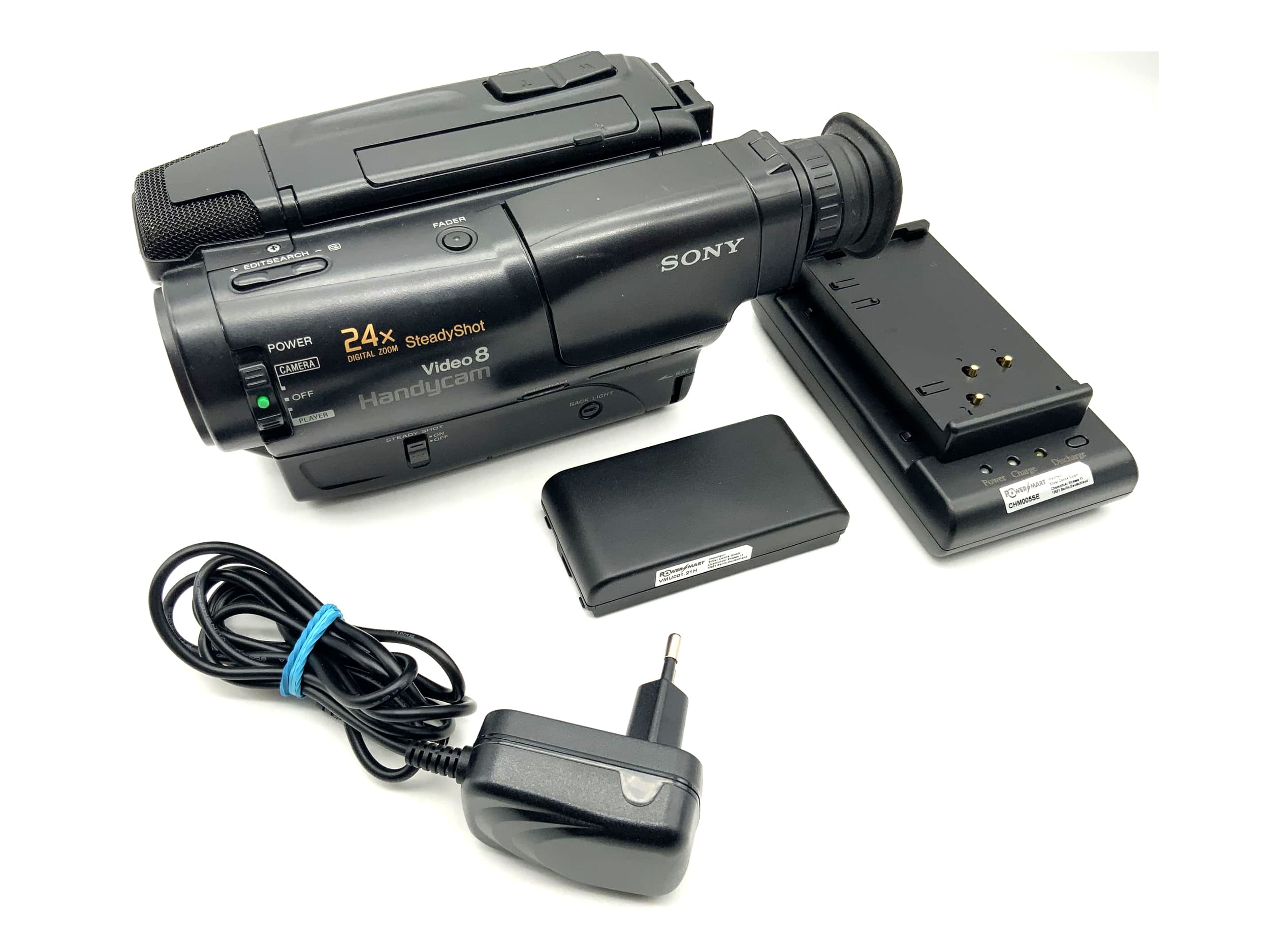 Caméscope Sony Video 8 Handycam CCD-TR550E avec batterie