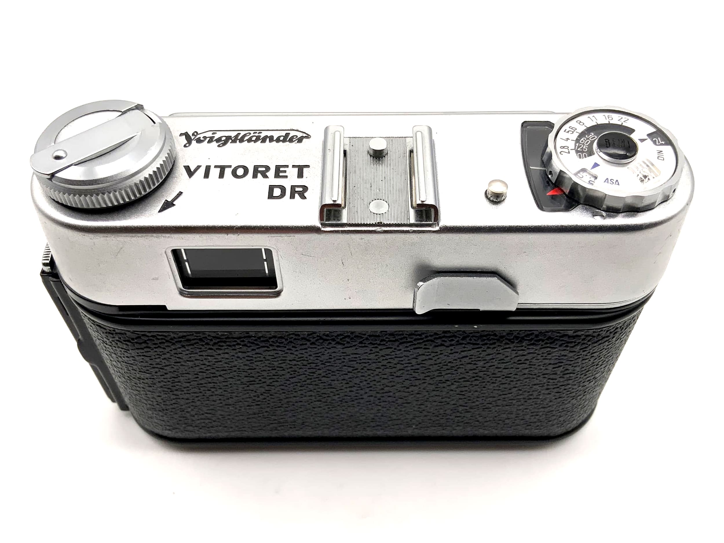 Appareil photo télémétrique Voigtländer Vitoret DR avec Color Lanthar 50mm 2.8 Prontor 300