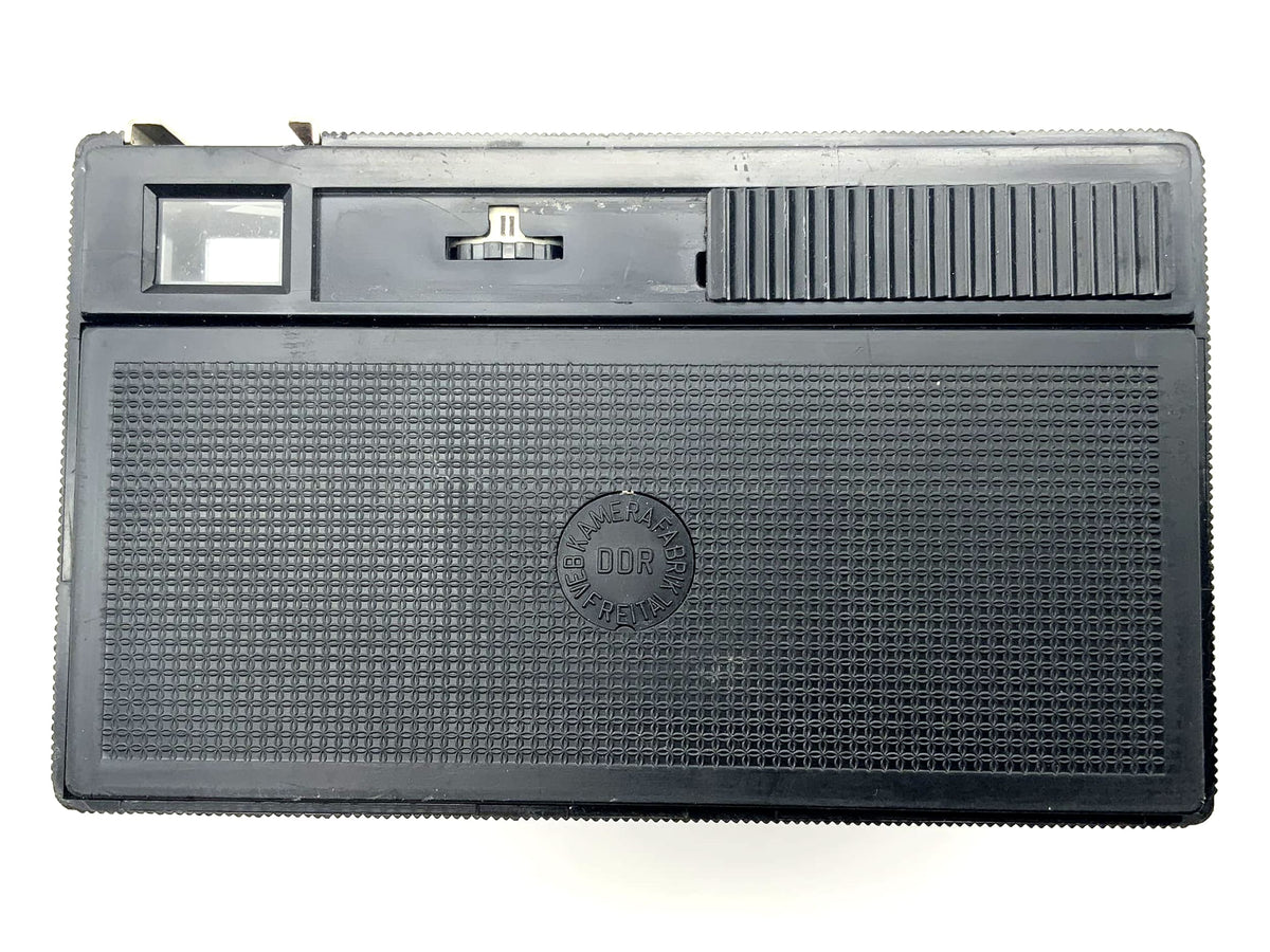 Beirette SL100 viewfinder camera with Chromar 35mm compact camera