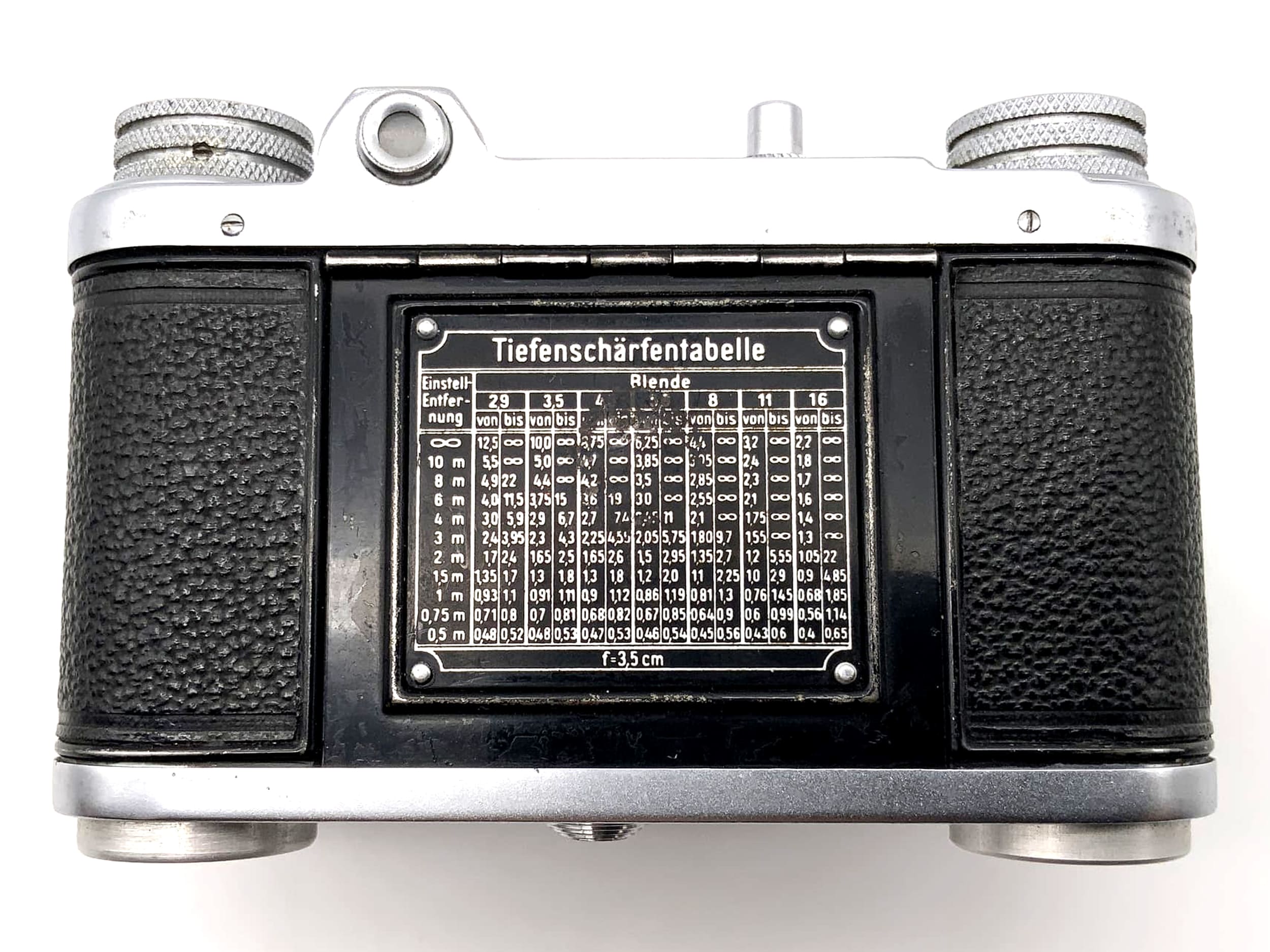 Appareil photo compact 35 mm Altix à viseur inconnu avec objectif Row Tagonar 35 mm 1:3