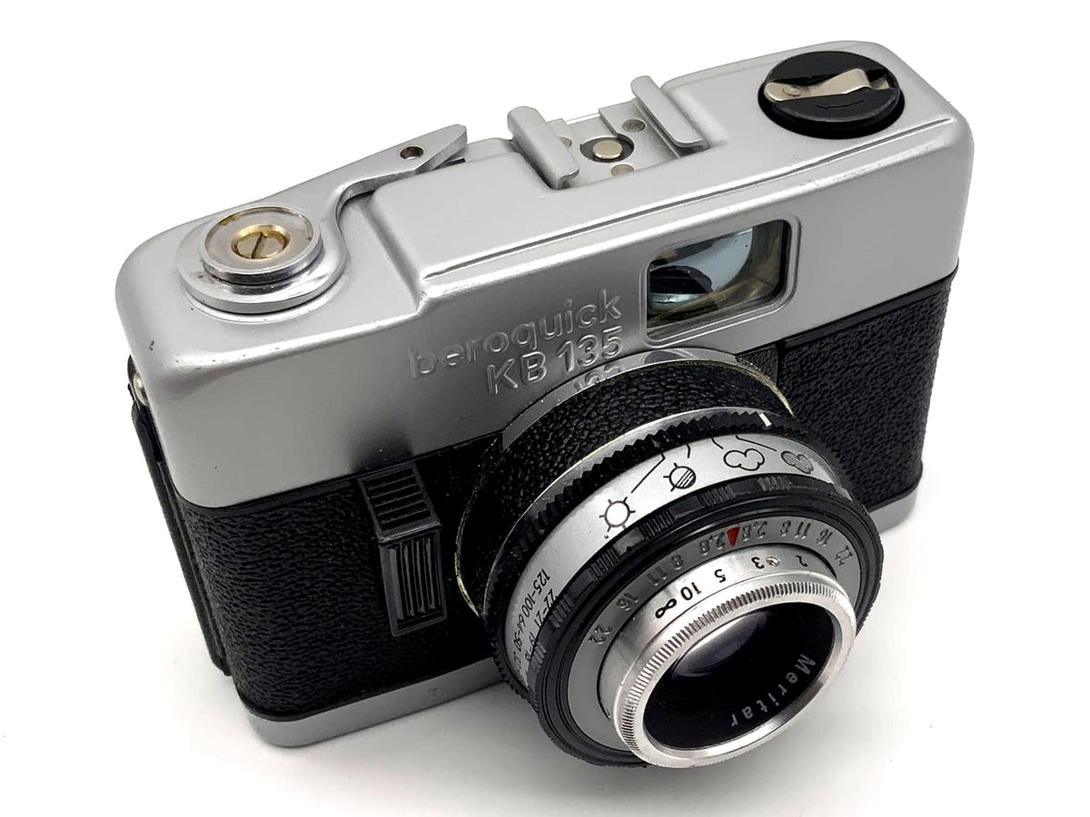 Appareil photo Beroflex Beroquick KB 135 avec viseur et objectif Meritar 45 mm f/2,8 35 mm