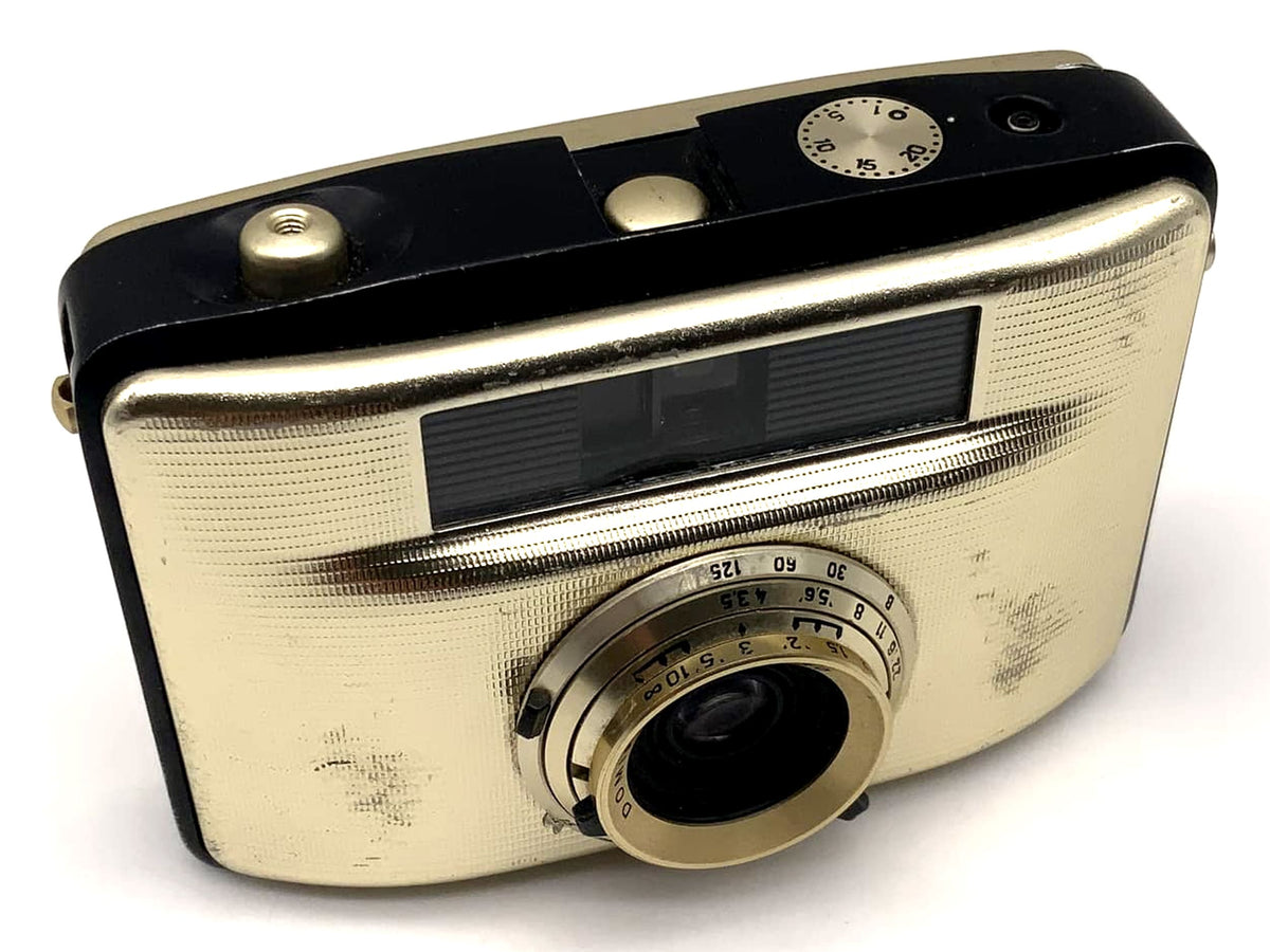 Appareil photo télémétrique Pentacon Penti I avec objectif Domiplan 30 mm f/3,5 et 35 mm noir.