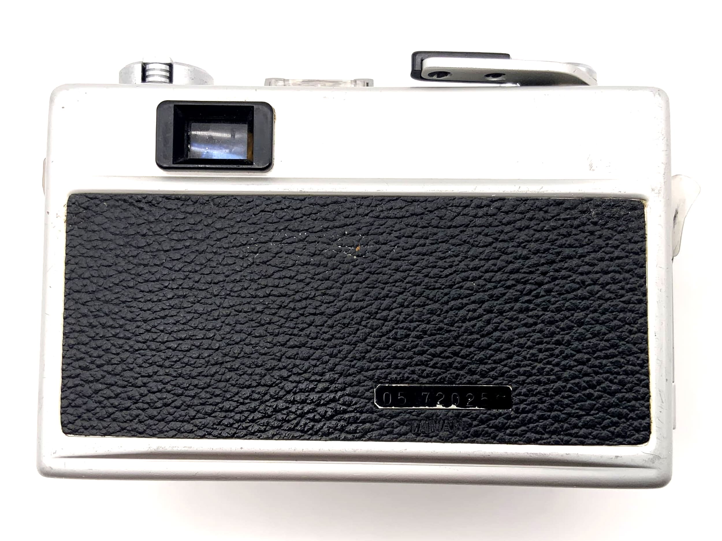 Ricoh 500 G viewfinder camera with Rikenon 40mm 1:2.8 35mm compact camera