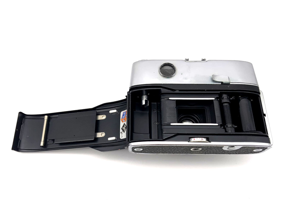 Agfa Selecta viewfinder camera with Apotar 45mm 1:2.8 35mm compact camera