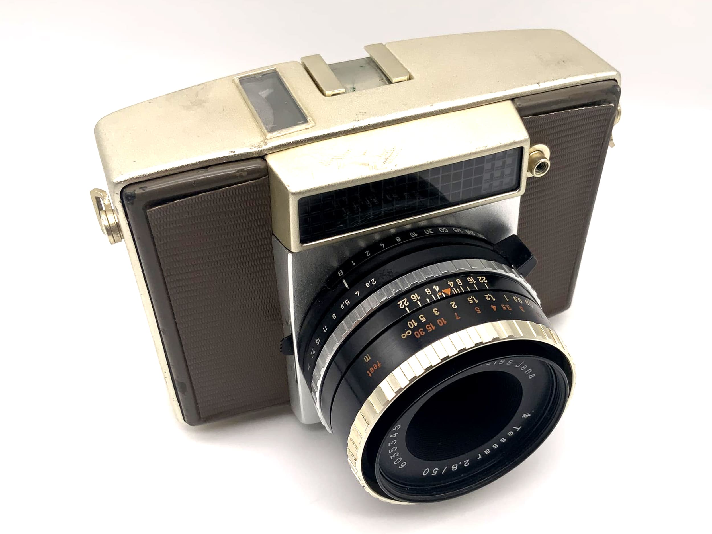Appareil photo télémétrique Pentacon Pentina Gold avec objectif Tessar 50 mm f/2,8, format compact 35 mm