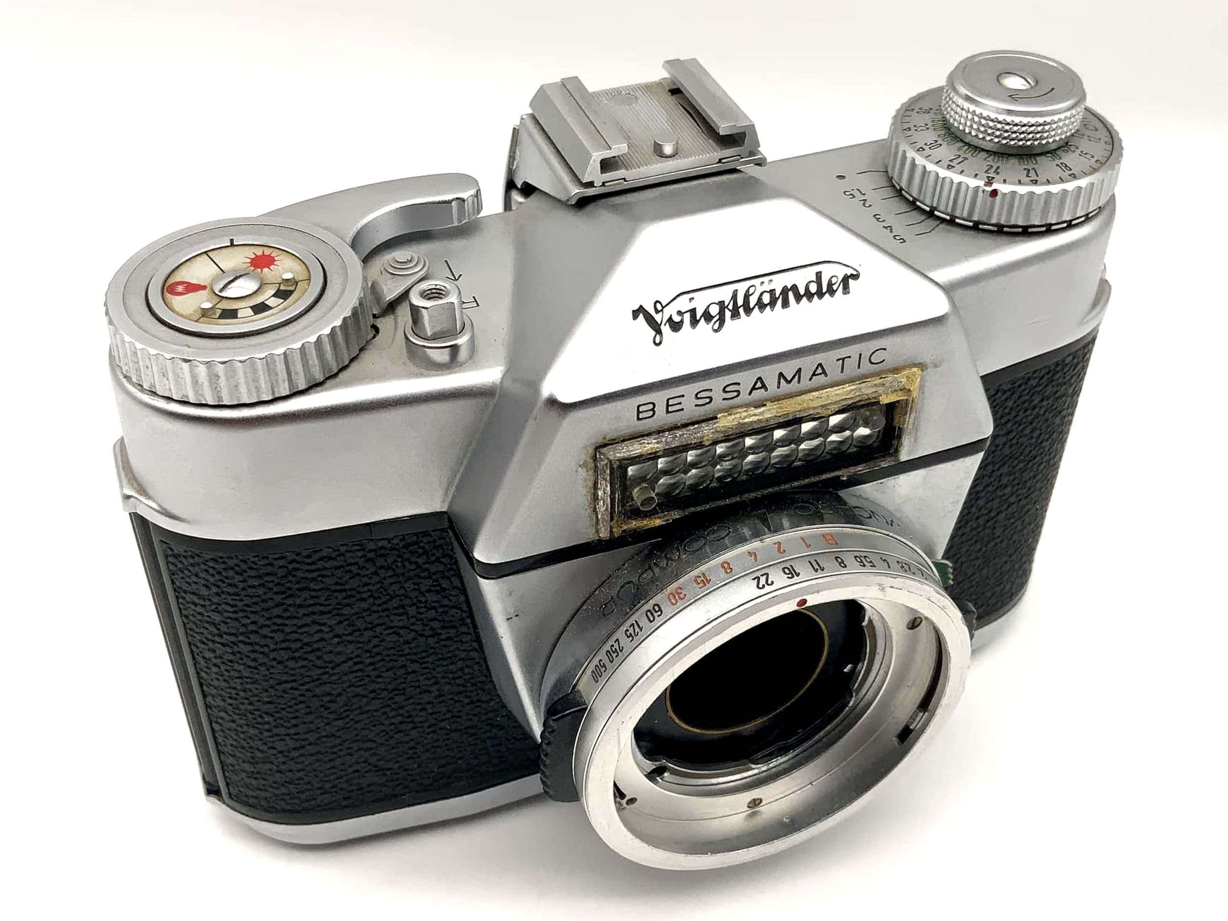 Voigtländer Bessamatic SLR camera! Light meter defective! 35mm body