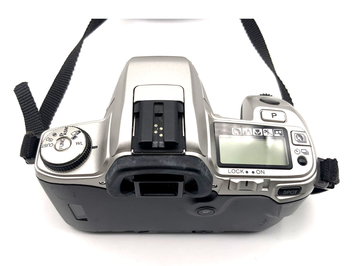 Minolta Dynax 505si super SLR camera AF 35mm camera body
