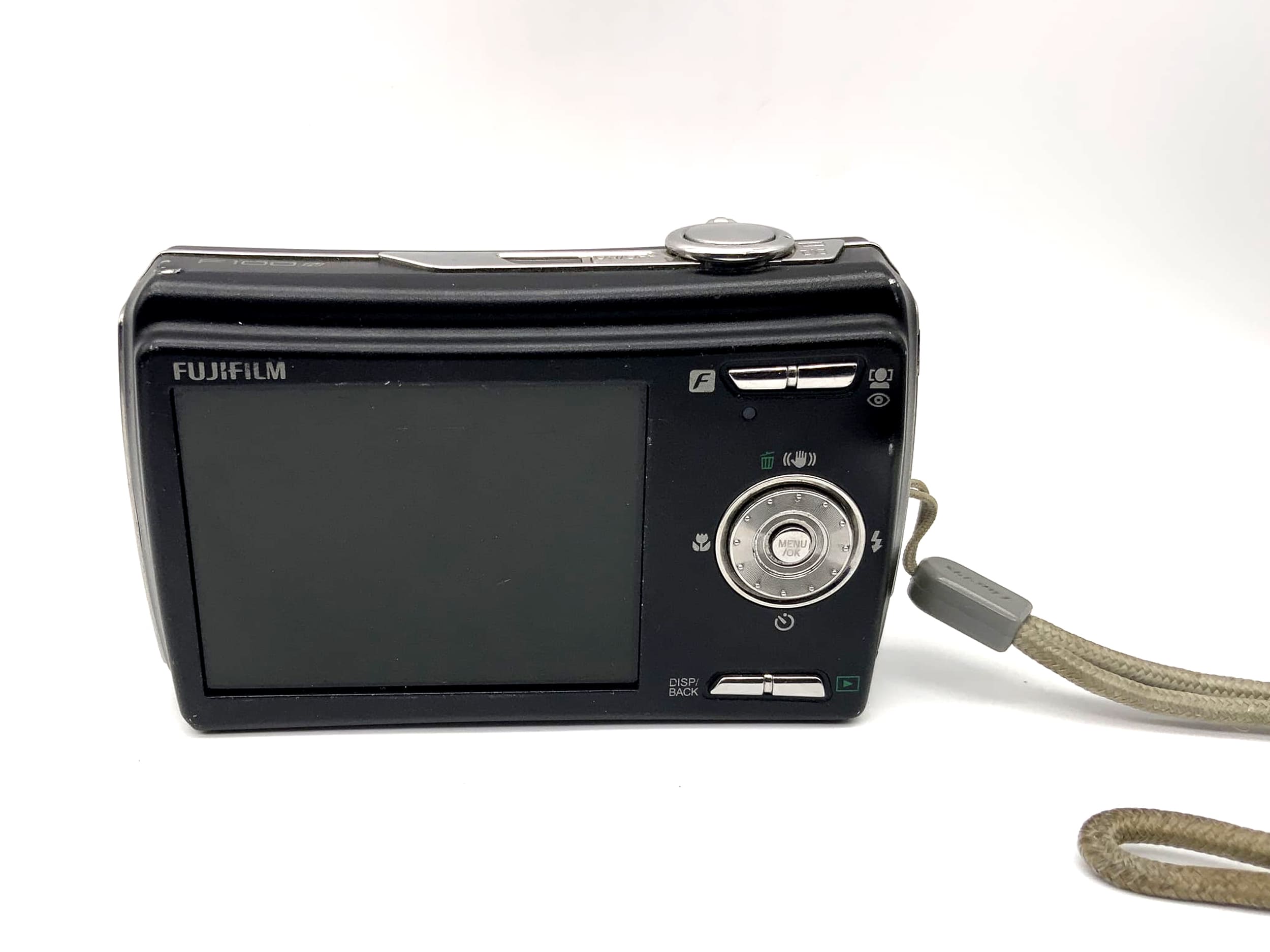 Fujifilm Finepix F100 FD avec objectif zoom Fujinon 5x f=6 4-32 mm 1:3.3-5.1 12 MP