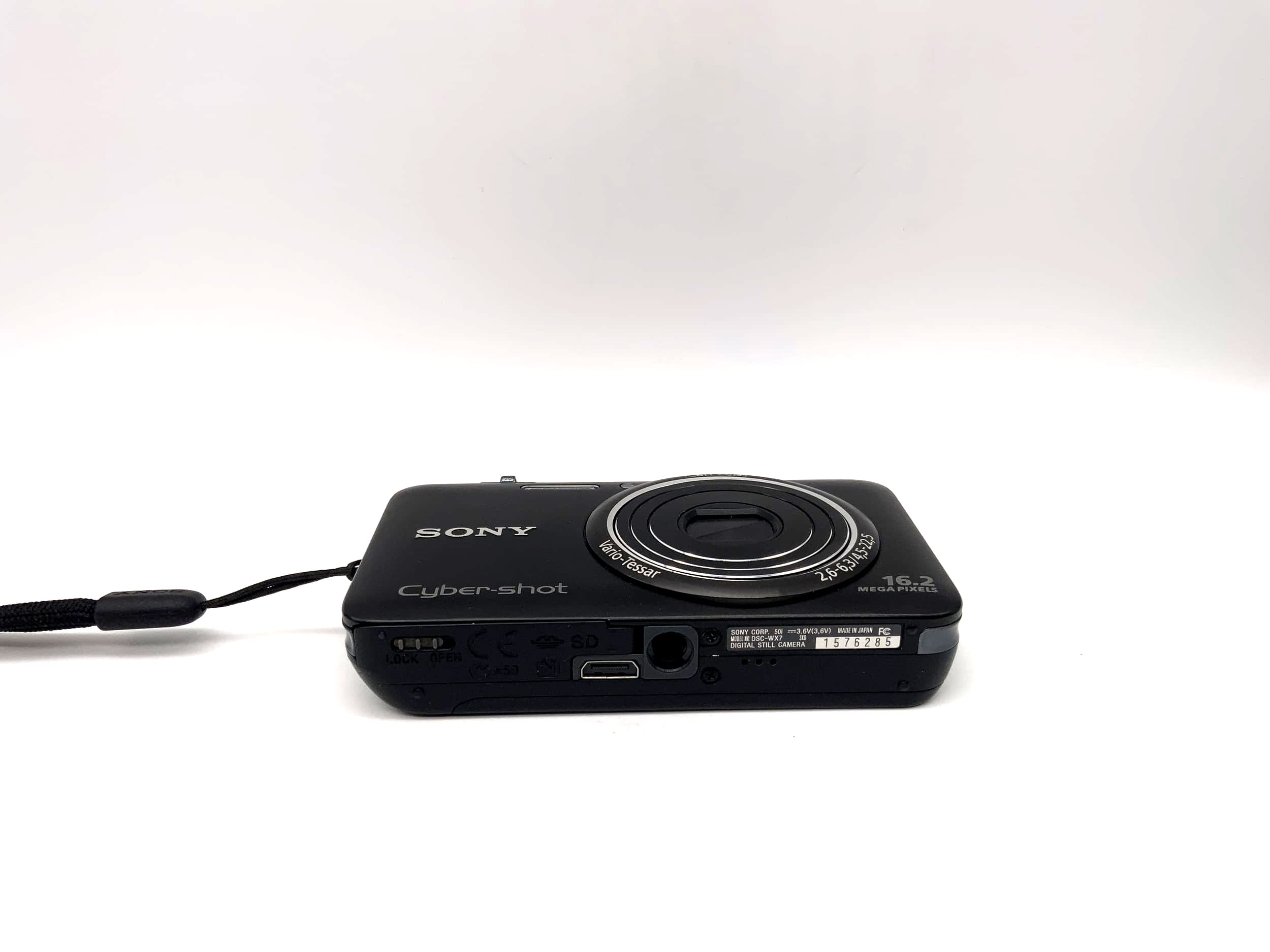 Sony Cyber-shot DSC-WX7 with Carl Zeiss Vario-Tessar 2.6-6.3/4.5-22.5 HD 16.2 MP