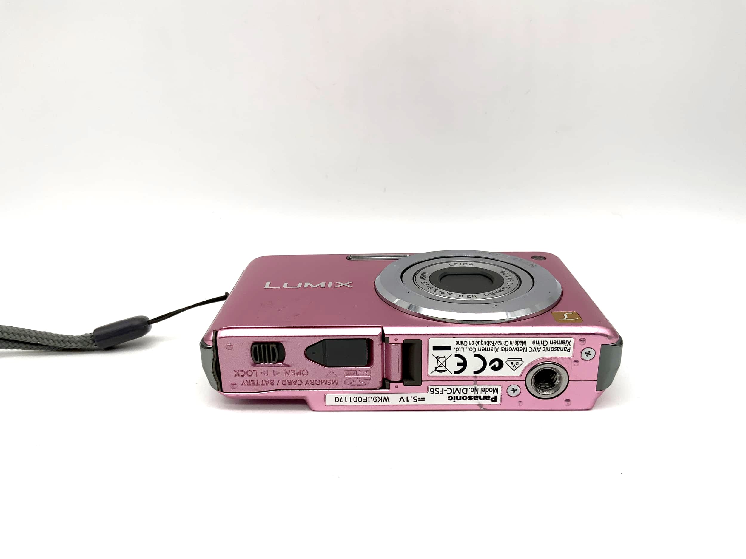 Panasonic Lumix DMC-FS6 avec objectif Leica DC Vario-Elmarit 1:2.8-4.9/5.5-22
