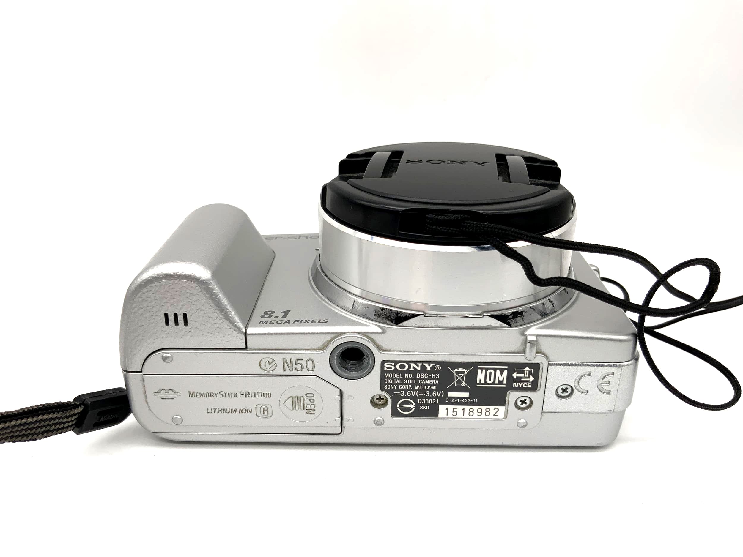 Sony Cyber-shot DSC-H3 with Carl Zeiss Vario-Tessar 3.5-4.4/6.3-63 8.1 MP Full HD