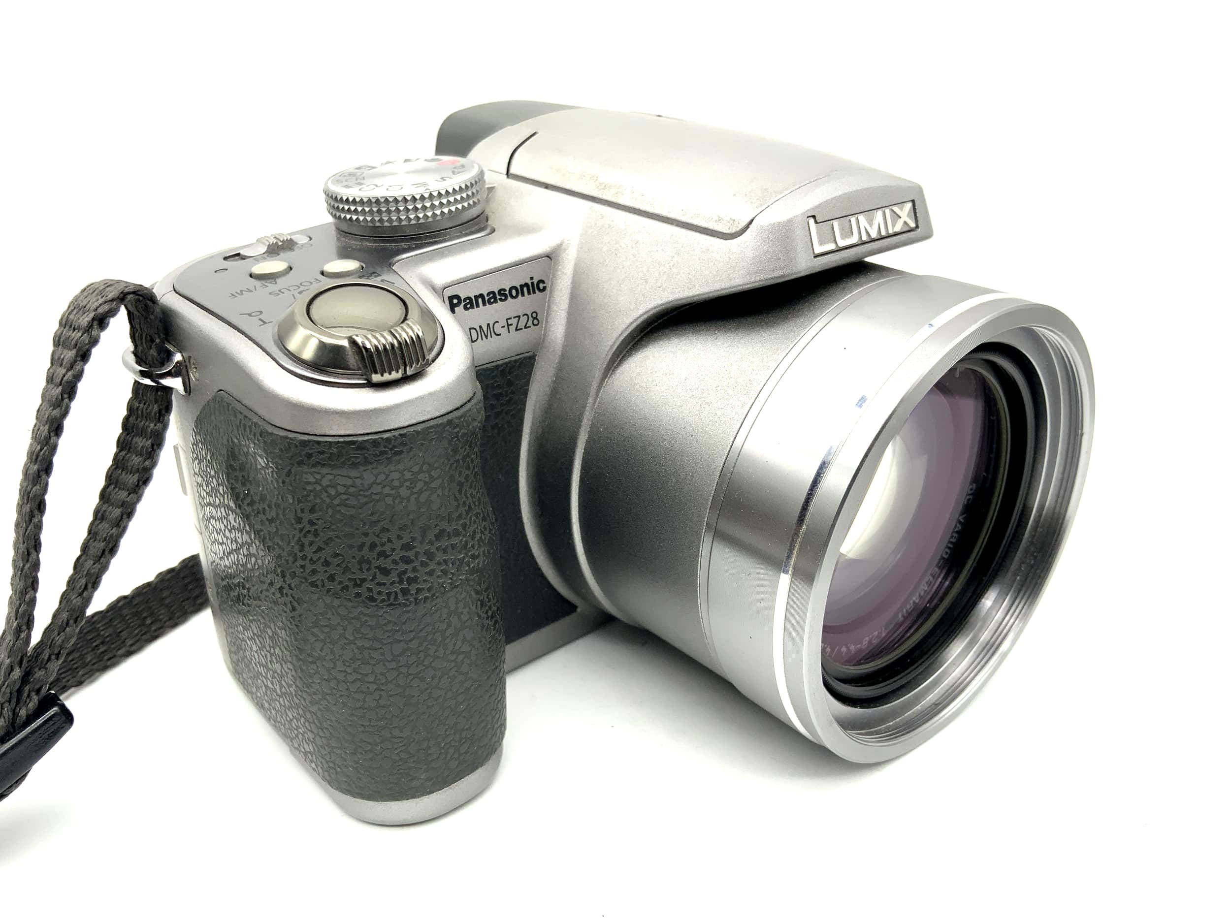 Panasonic Lumix DMC-FZ28 Leica DC Vario-Elmarit 1:2.8-4.4 / 4.8-86.4 ASPH. 10MP