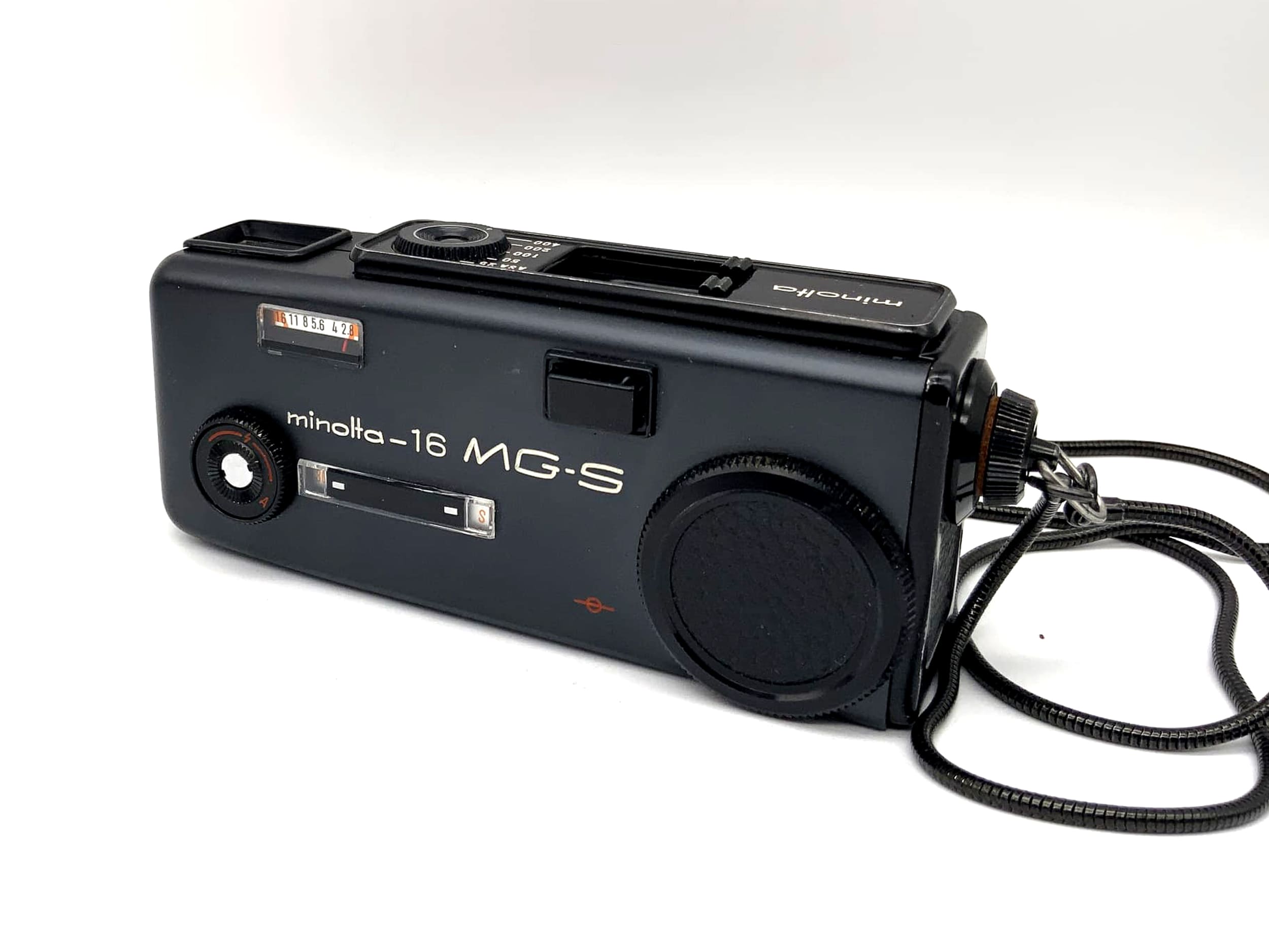 Minolta 16 MG - S miniature camera with 1:2.8 23mm subminiature camera spy cam