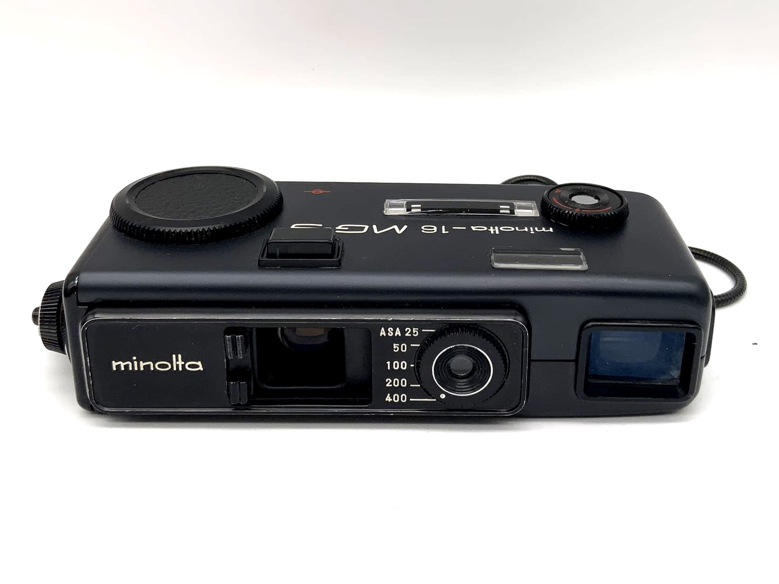 Minolta 16 MG - S miniature camera with 1:2.8 23mm subminiature camera spy cam