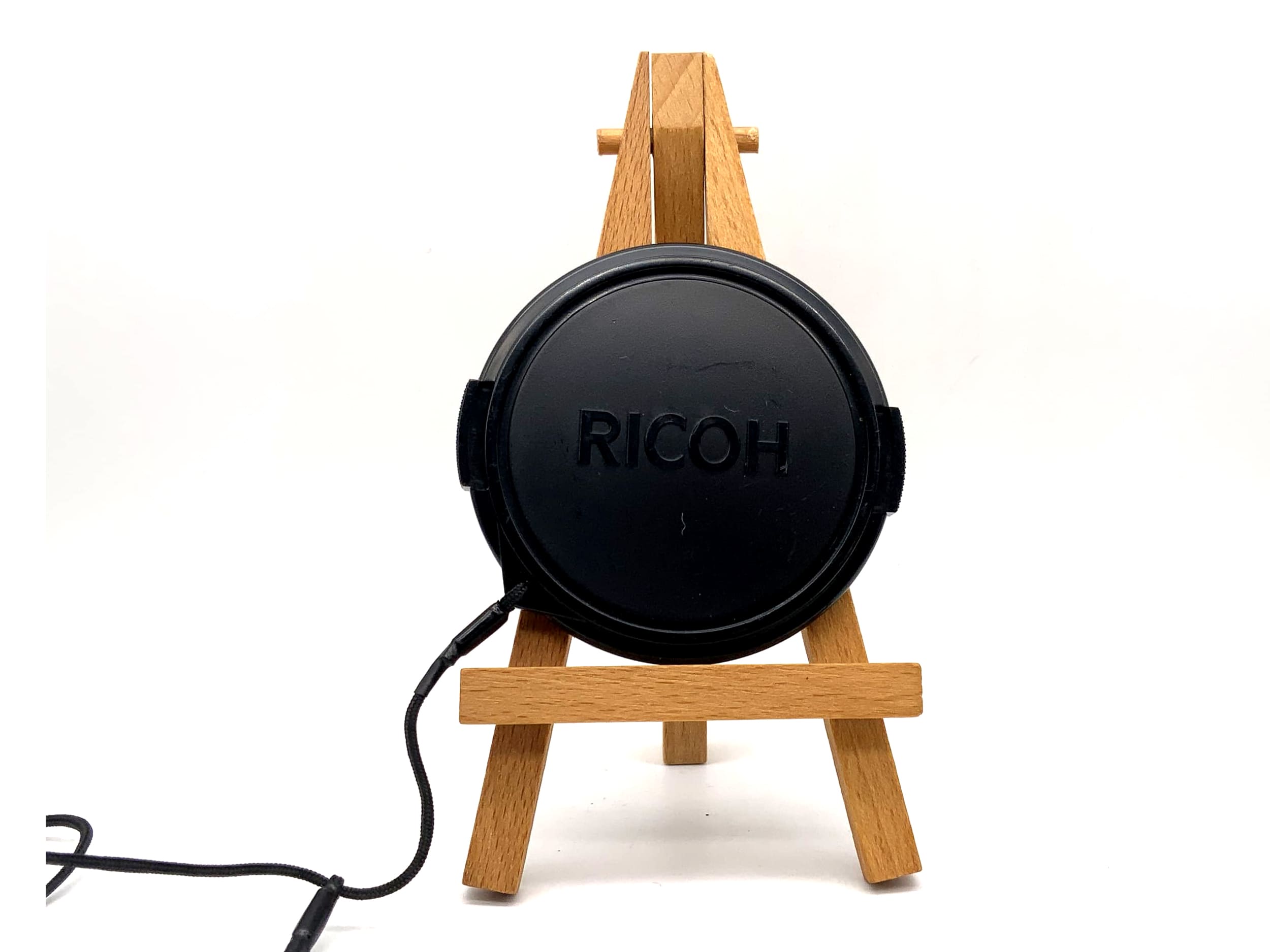 Ricoh lens front cap 58mm lens cap