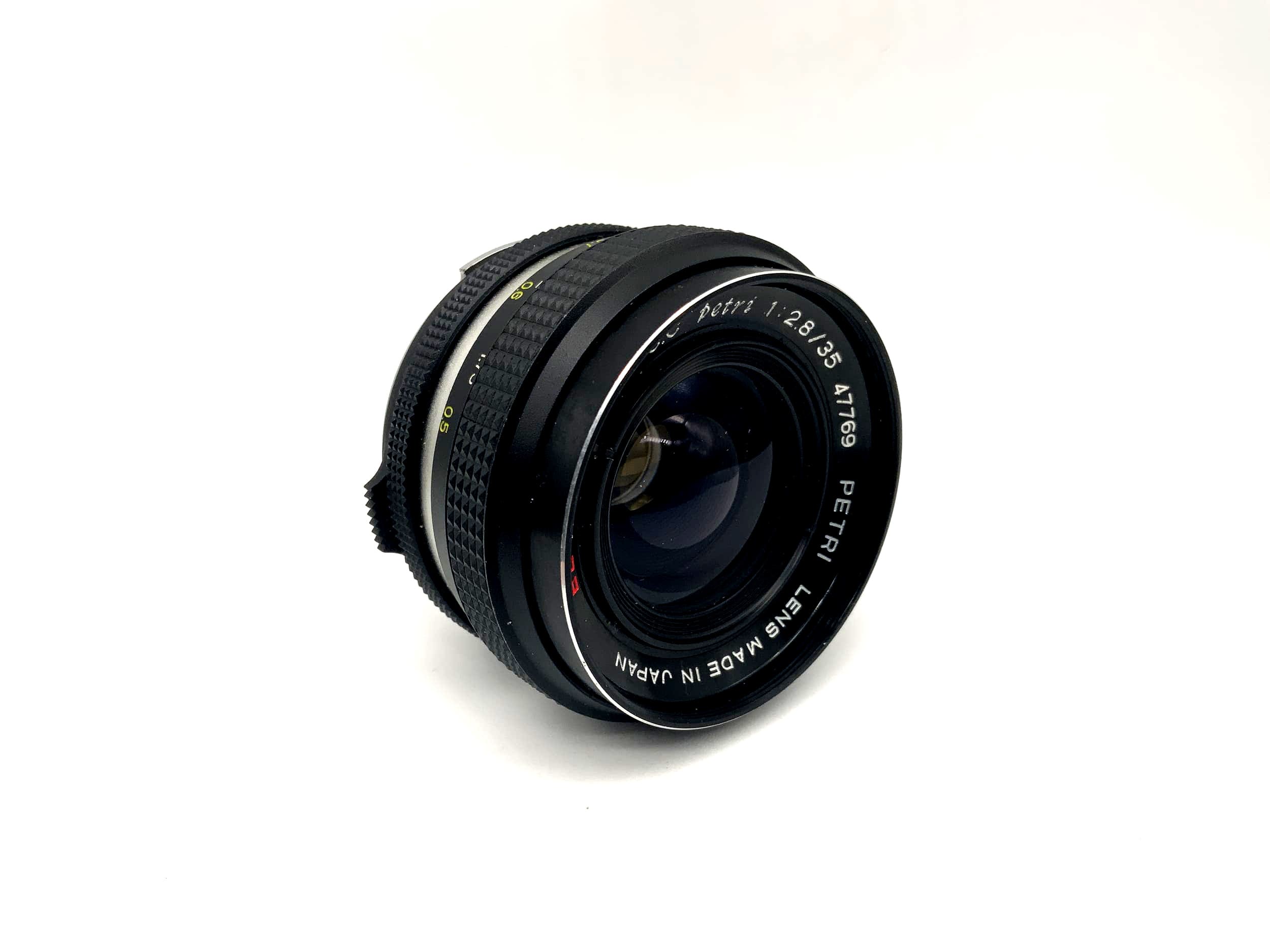 Petri 35mm 1:2.8 lens CC Petri EE car camera camera lens (Petri bayonet)