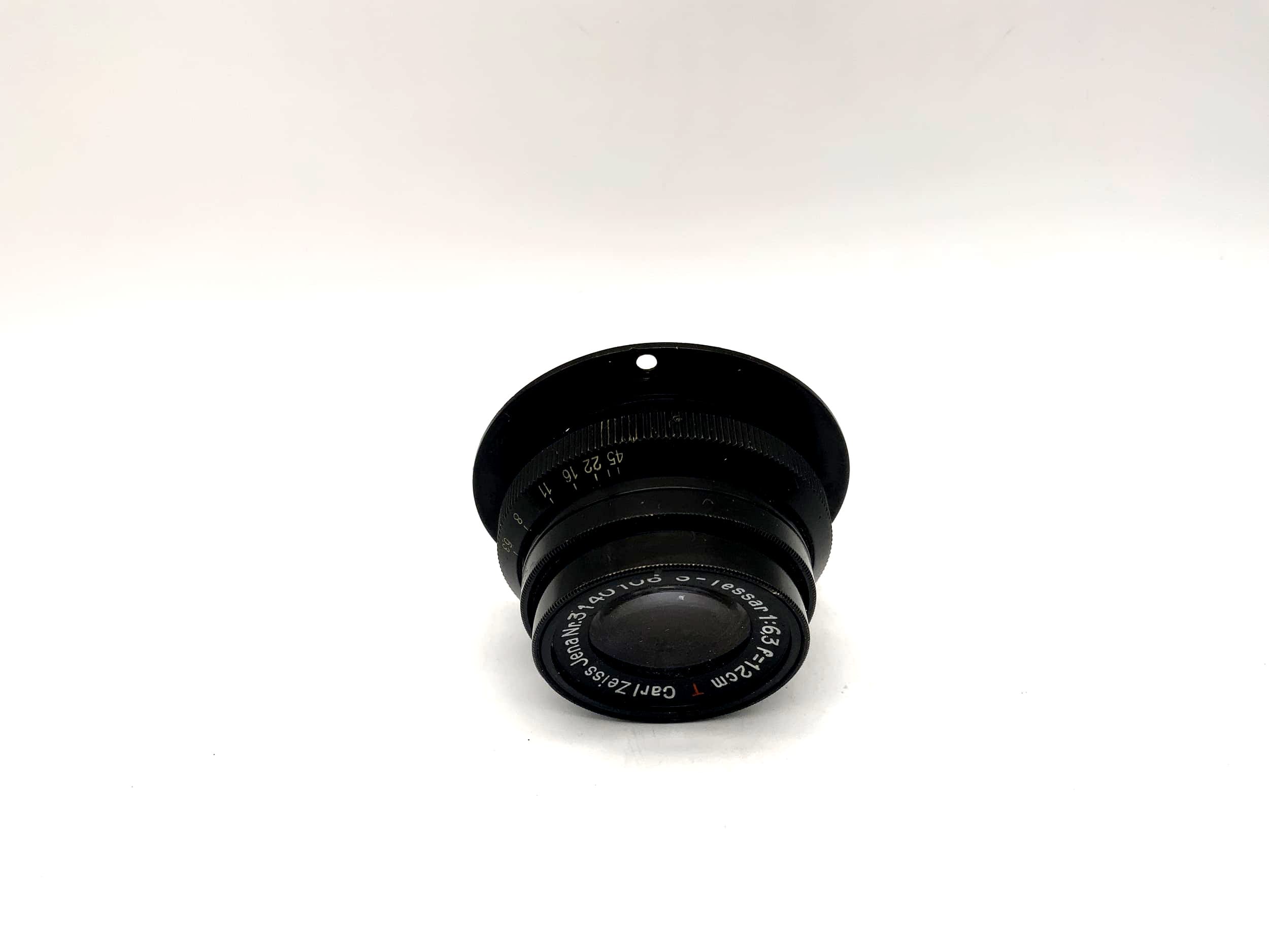 Objectif Carl Zeiss 12 cm 1:6.3 S-Tessar rouge T 120 mm pour appareil photo à plaque 33 mm ?