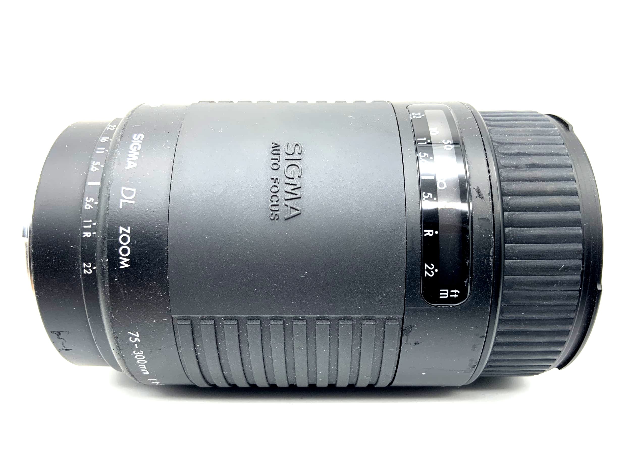 Objectif Sigma 75-300 mm 1:4-5,6 DL Zoom AF Objectif multicouche (Minolta AF/Sony A)