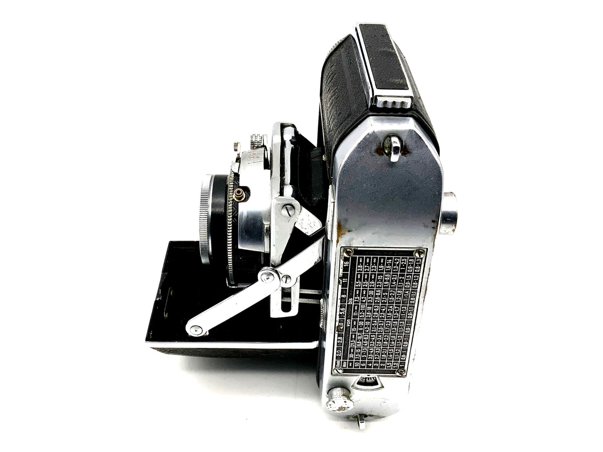 Welta Weltini folding camera with Schneider Kreuznach Xenon f:2 F=5cm Compur-Rapid