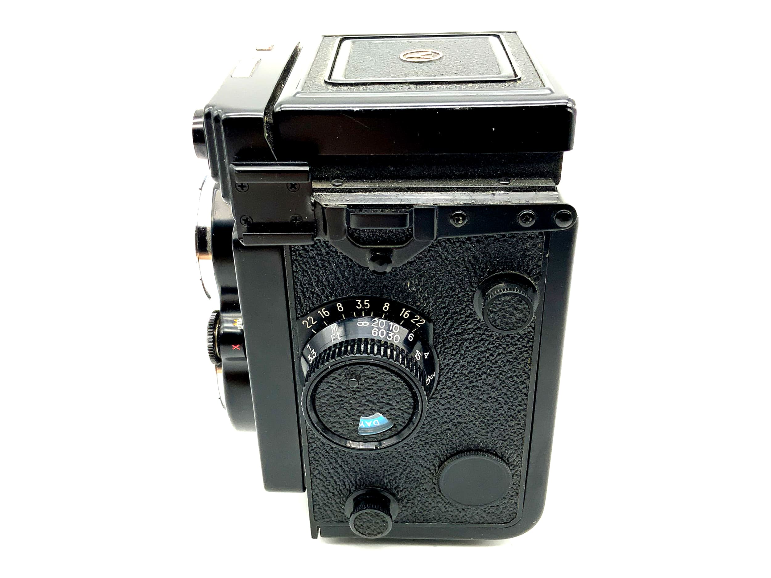 Yashica Mat 124 G TLR with Yashinon 1:3.5 f=80mm Copal-SV 6x6 twin-lens reflex camera
