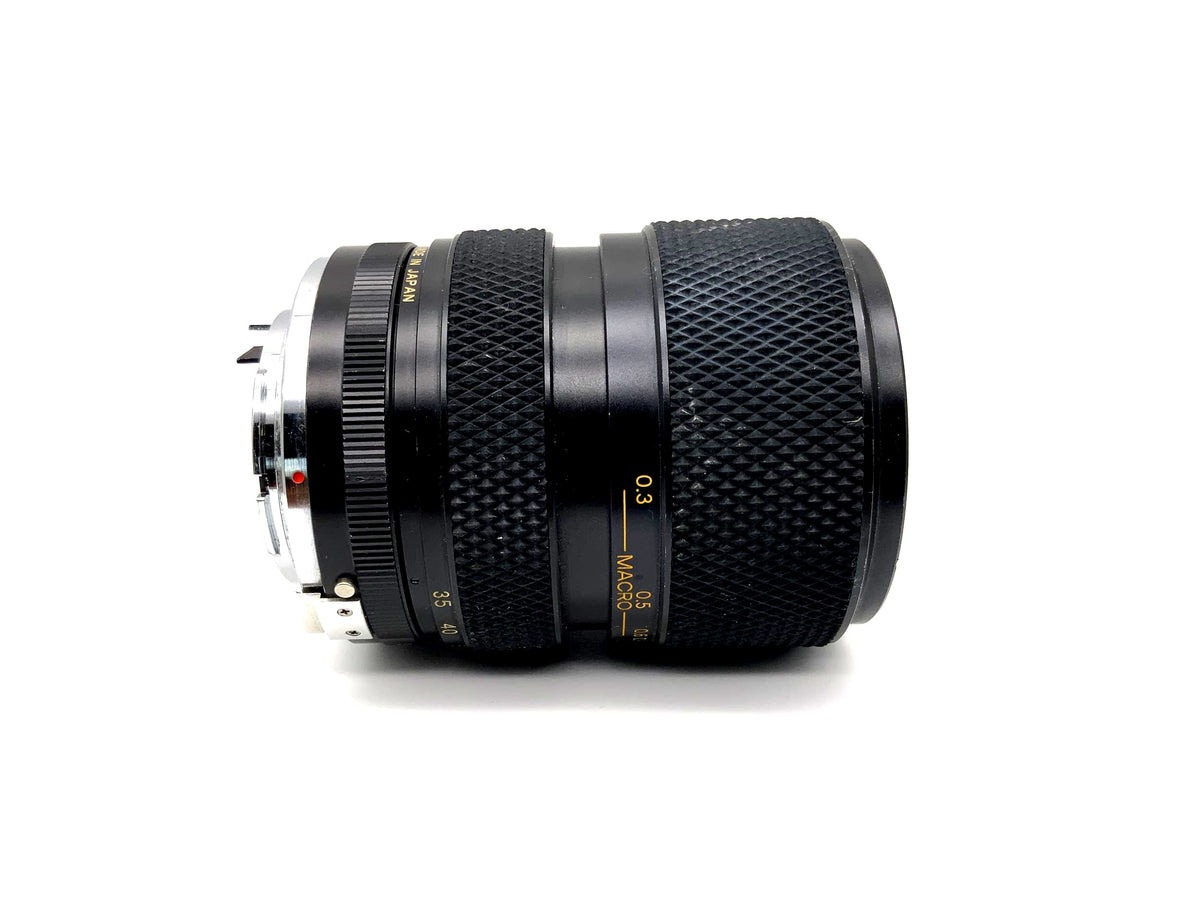 Objectif Soligor 35-80mm 1:3.5-4.8 C/D Zoom+Macro MC pour appareil photo (Konica AR)