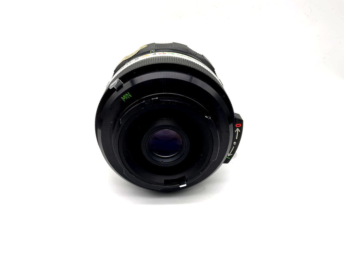 Objectif Soligor 28 mm 1:2.8 grand angle automatique (Minolta MD)