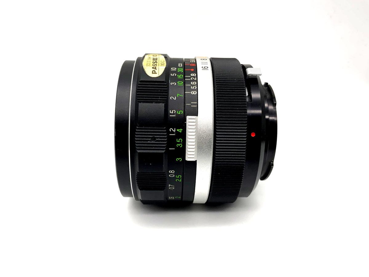 Objectif Soligor 28 mm 1:2.8 grand angle automatique (Minolta MD)