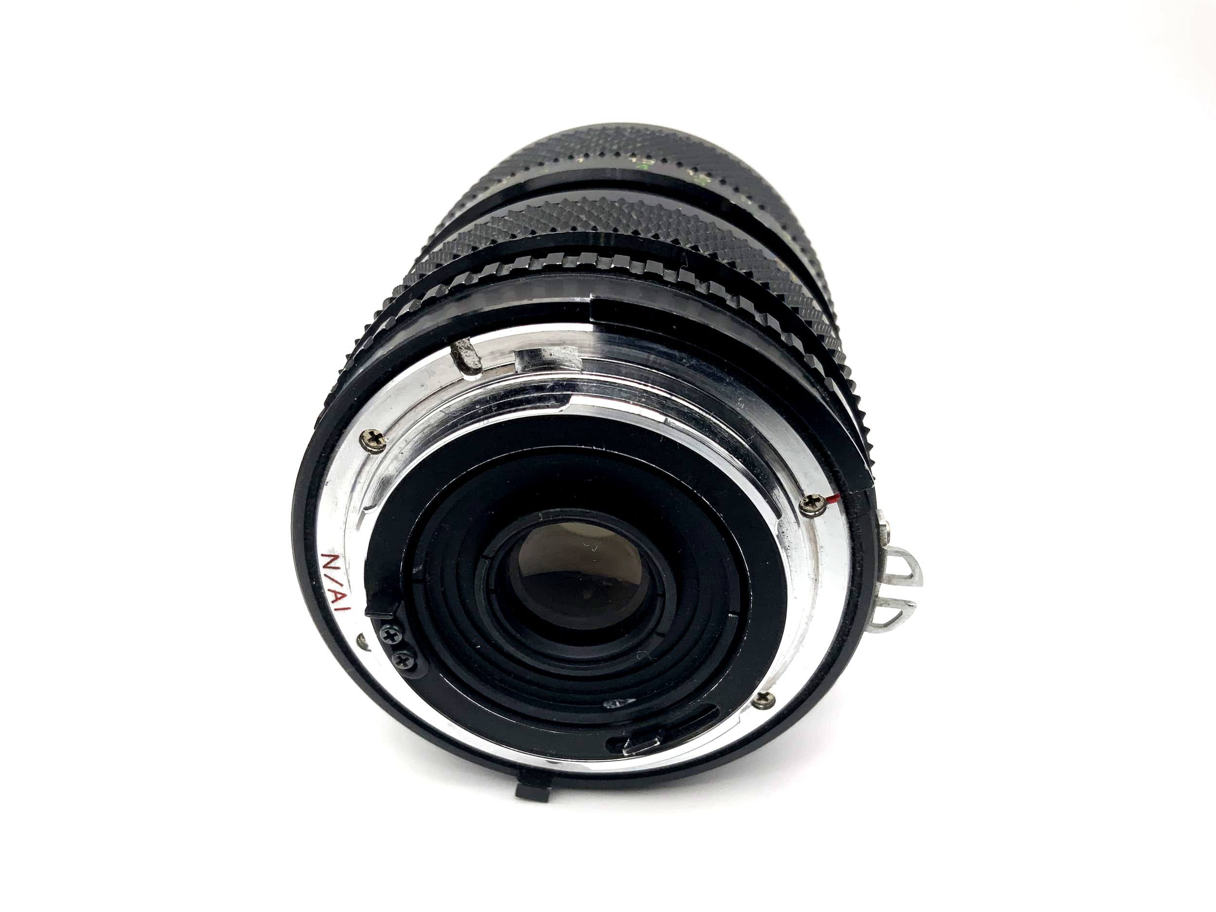 Objectif Soligor 24-45mm 1:3.5-4.5 MC C/D Zoom+Macro pour appareil photo (Nikon F)