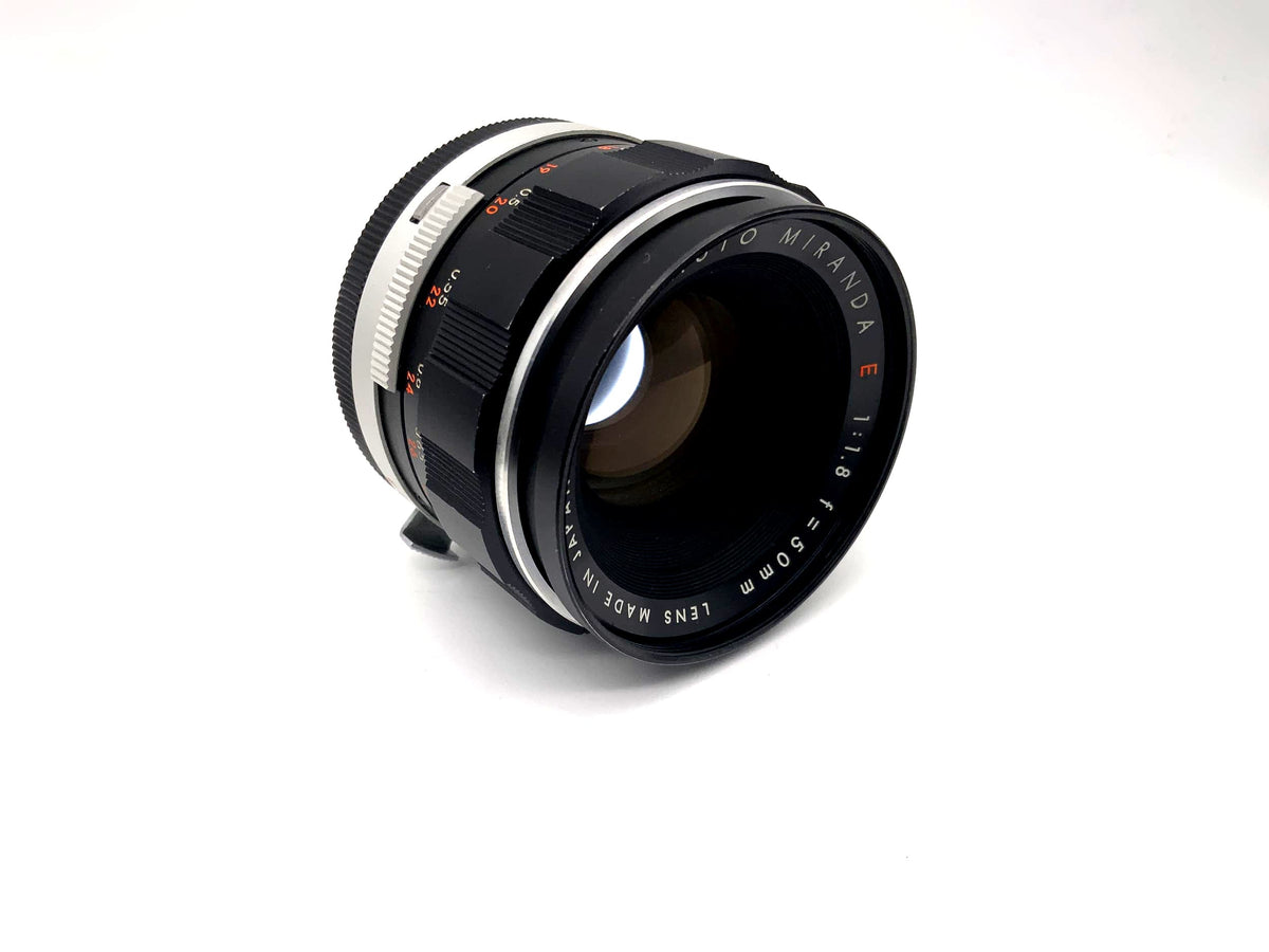 Objectif Miranda 50 mm 1:1.8 rouge E Auto pour appareil photo (baïonnette Miranda)