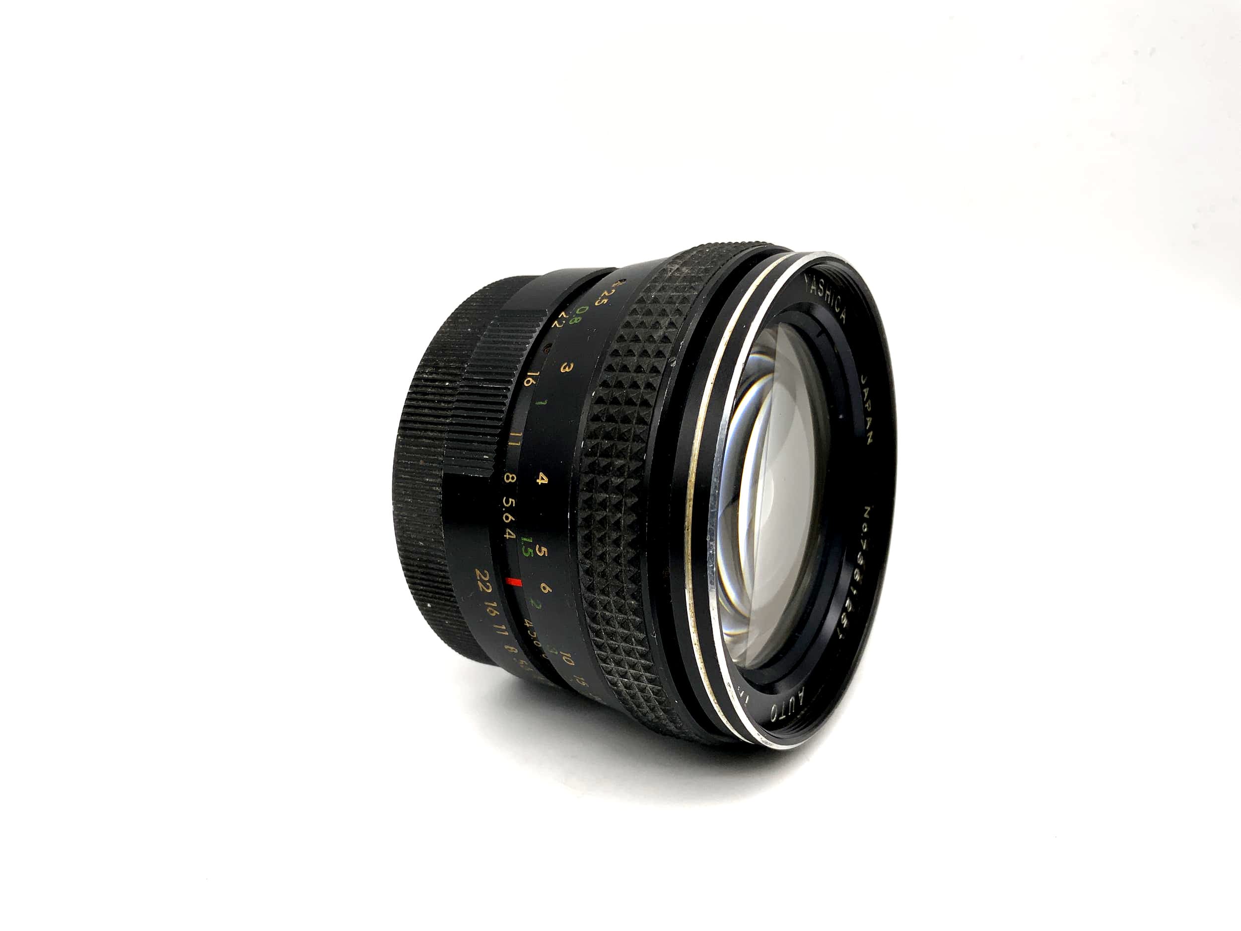 Objectif Yashica 28 mm 1:2.8 Auto Yashikor (M42) Champignon !