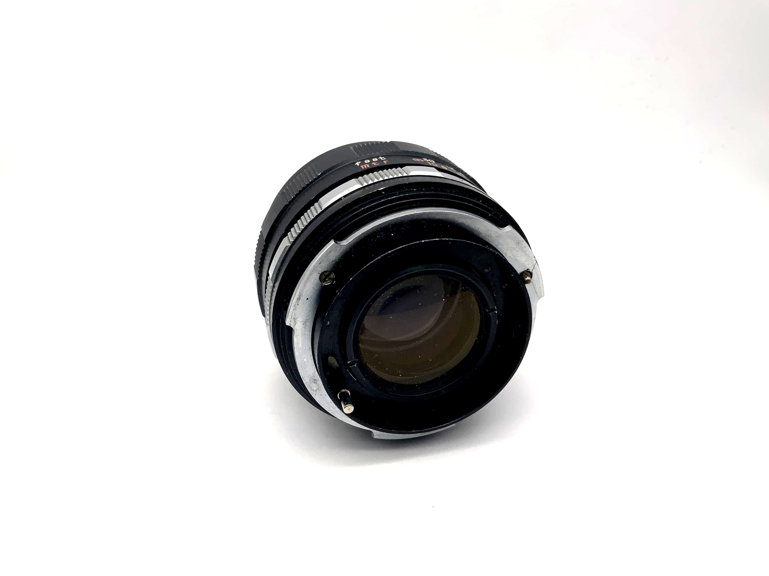 Objectif Petri 55 mm 1:2 rouge CC pour appareil photo (baïonnette Petri)