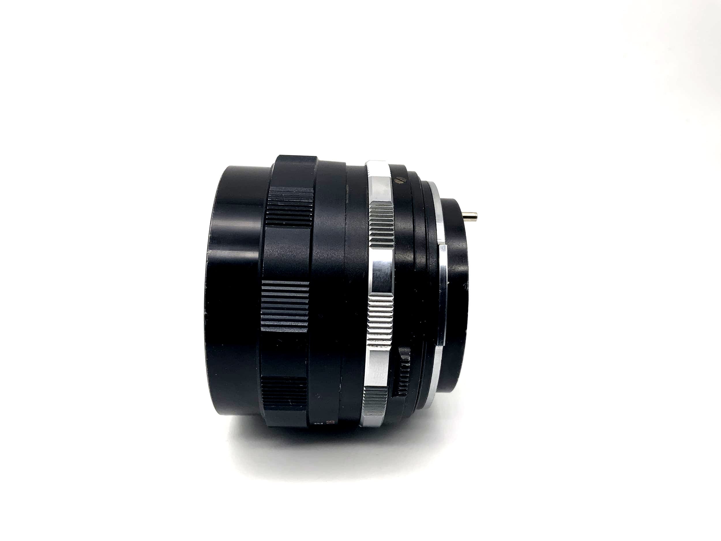 Objectif Petri 55 mm 1:2 rouge CC pour appareil photo (baïonnette Petri)