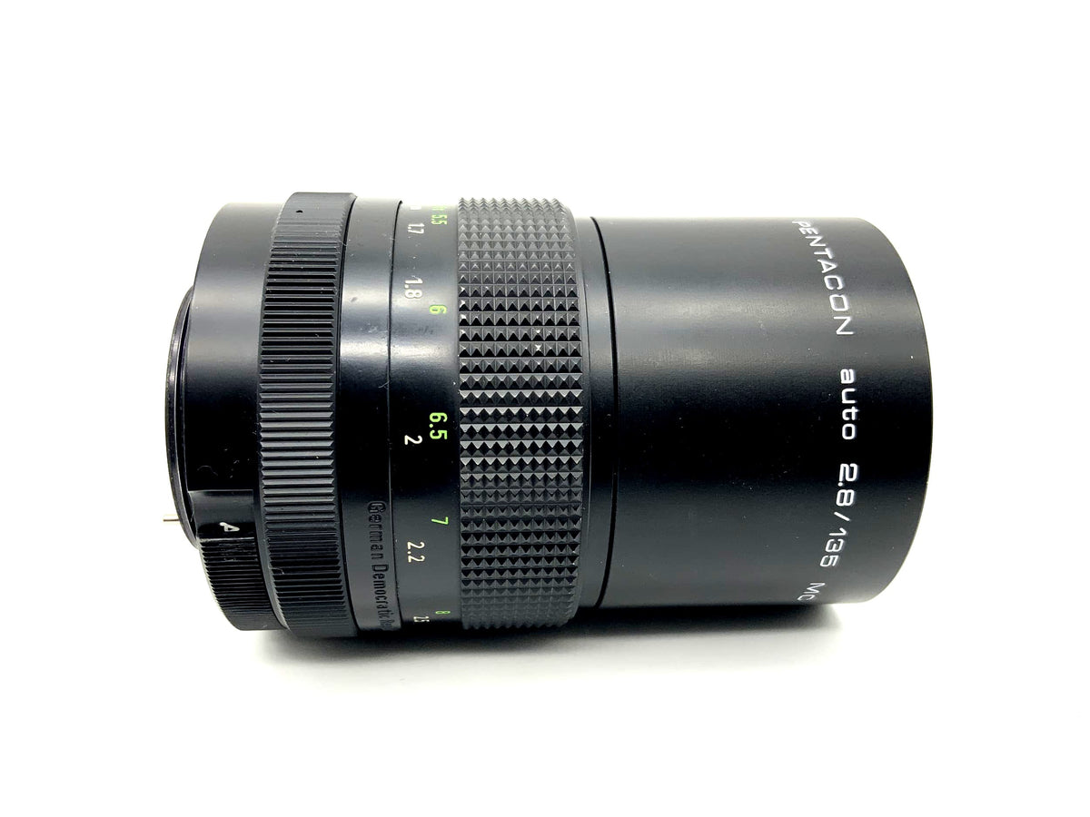 Objectif Pentacon 135 mm 1:2.8 auto MC pour appareil photo (M42)