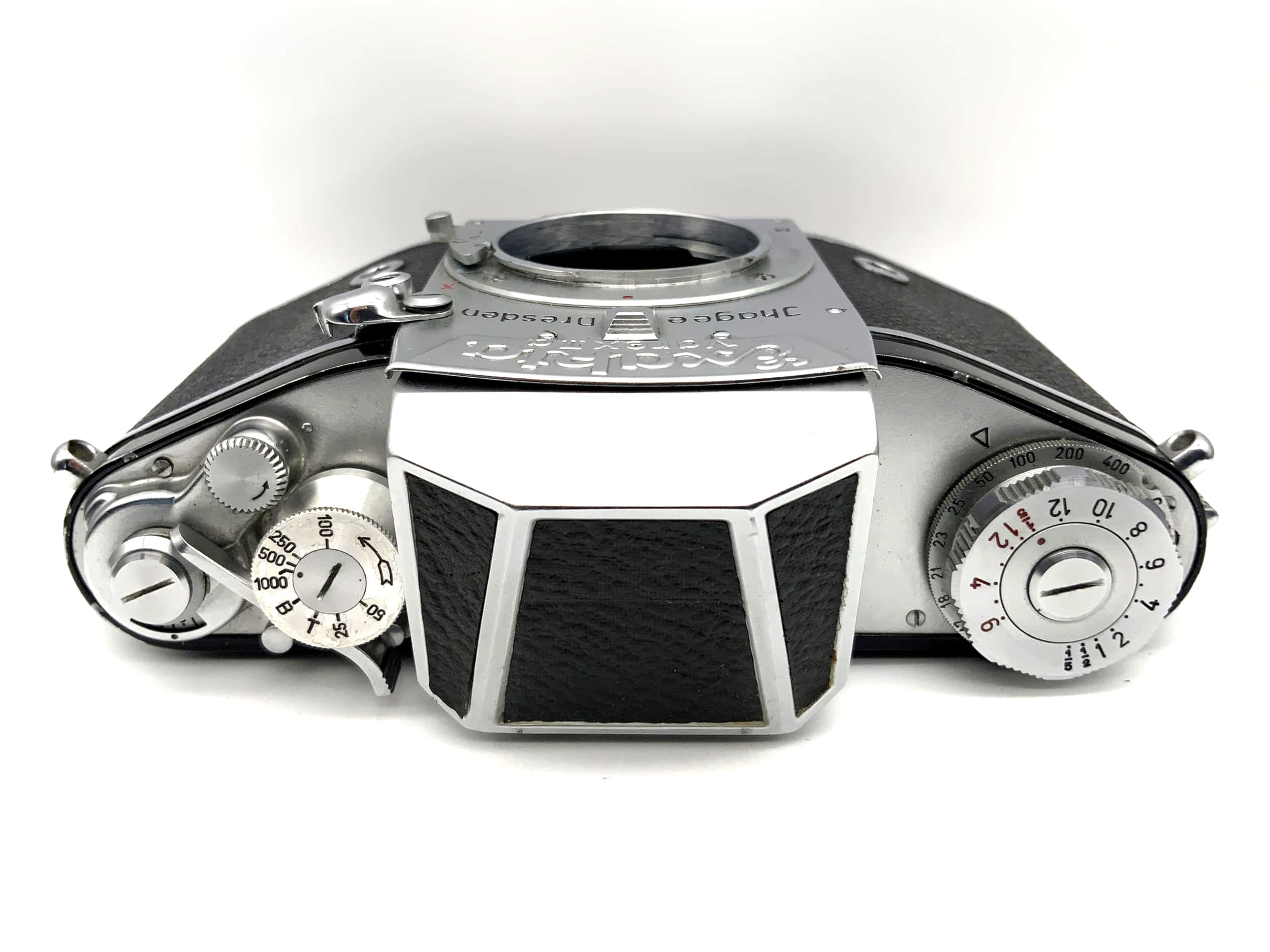 Exakta Varex II, un appareil photo reflex 35 mm, boîtier Ihagee (Exa)