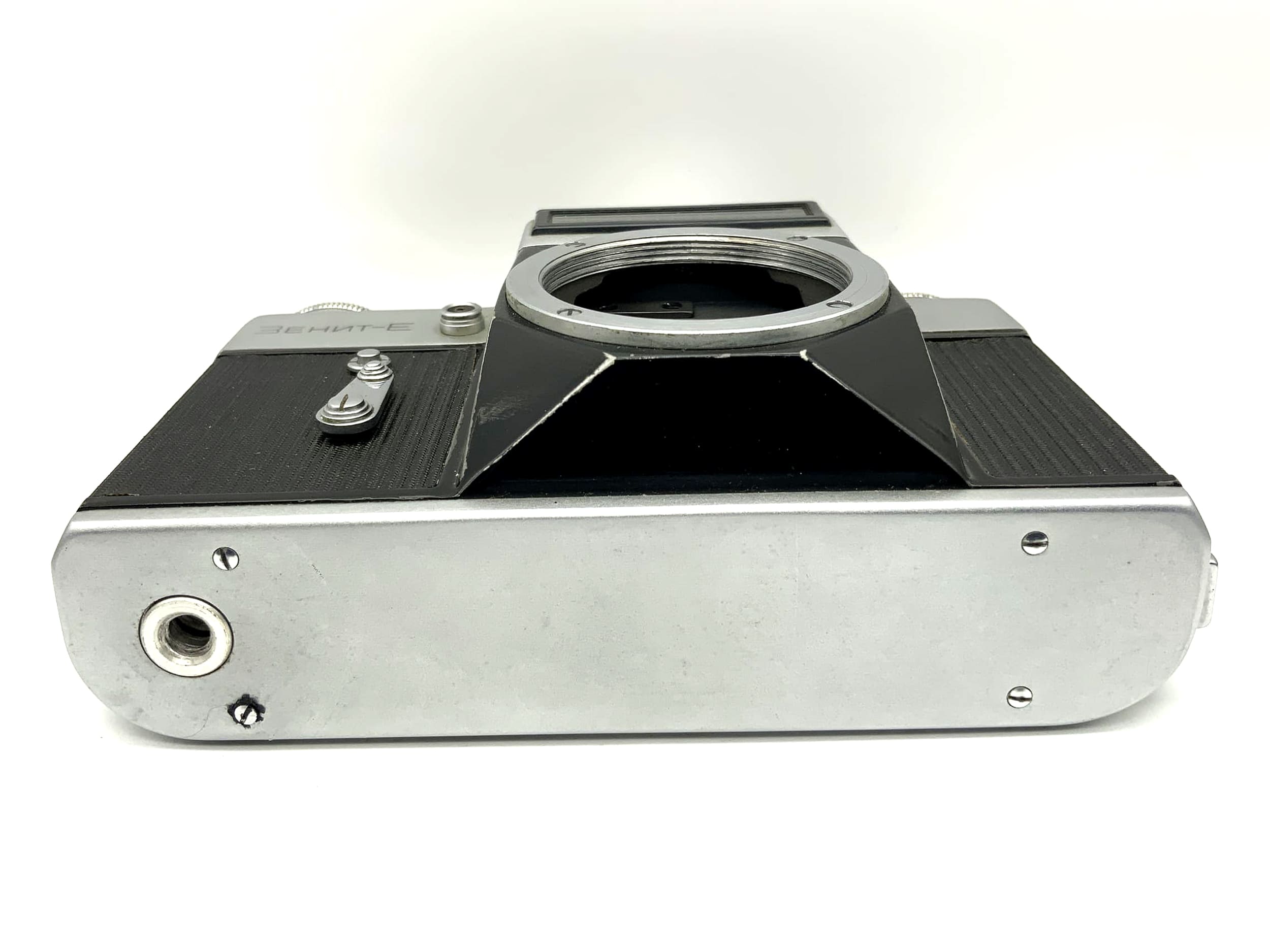 Boîtier d'appareil photo reflex KMZ Zenit-E 35 mm (M42)