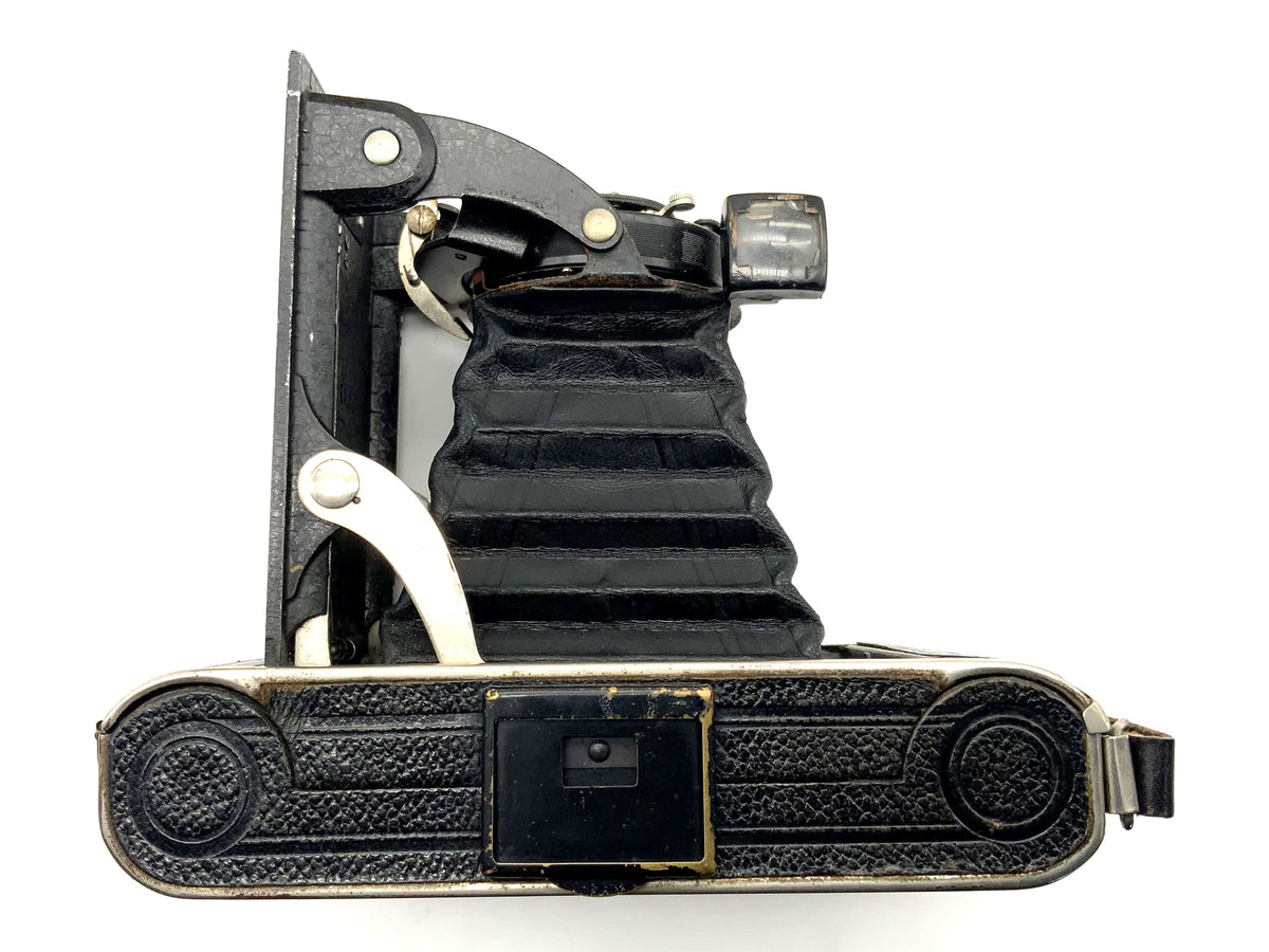 Appareil photo pliable Voigtländer avec Anastigmat Voigtar 1:6.3 AGC