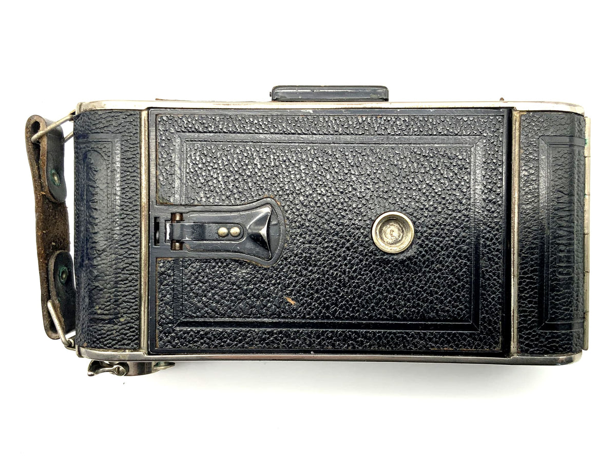 Appareil photo pliable Voigtländer avec Anastigmat Voigtar 1:6.3 AGC