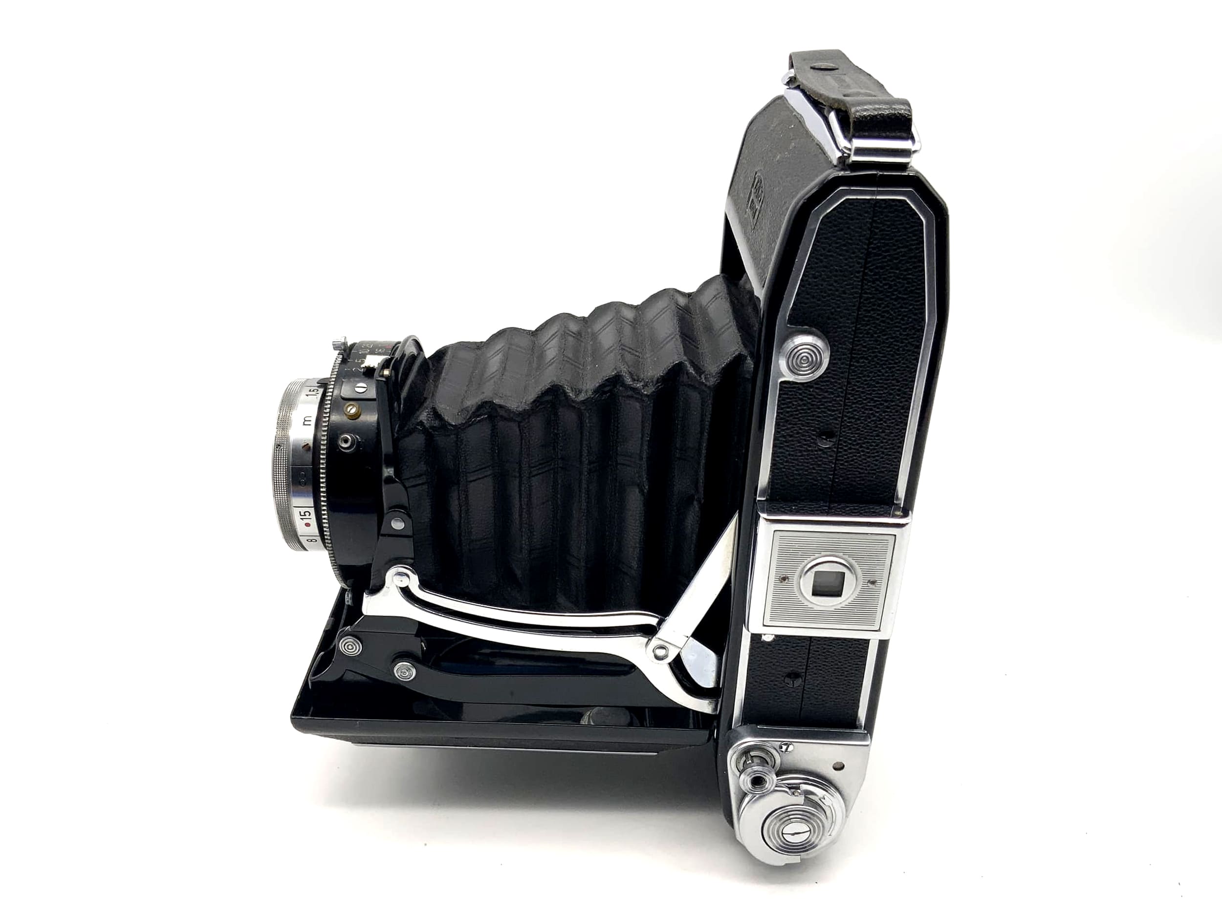 Appareil photo pliant Zeiss Ikon Ikonta 521/2 avec objectif Novar Anastigmat 1:3.5 105mm Prontor-S